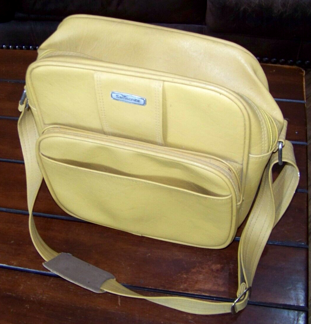Vintage Samsonite Montbello II Shoulder Bag – 12″ x 11″ x 5.5″ – Yellow