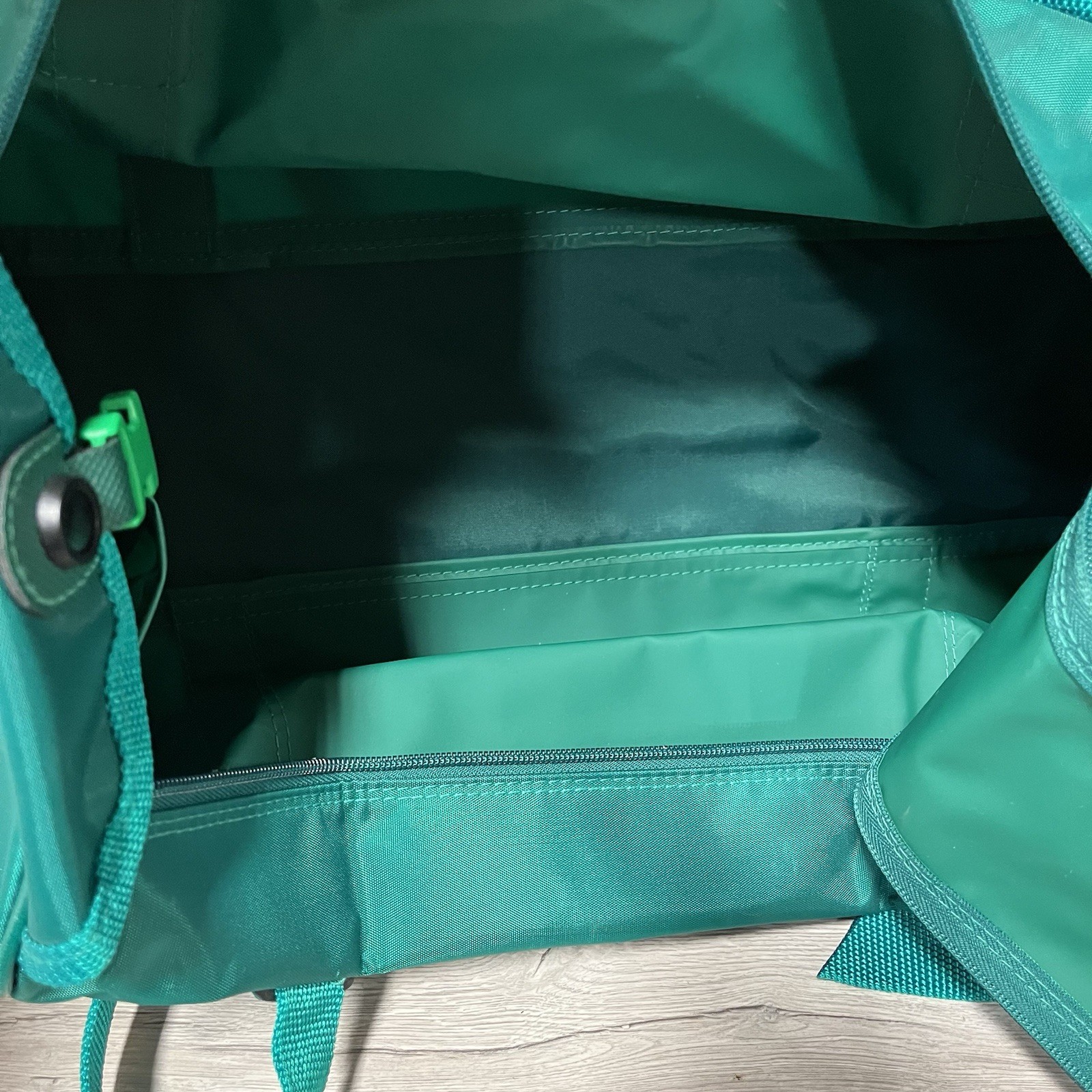 Vtg Samsonite Sammies 1991 Duffle Bag 20″ Green Retro Carry On 90’s NOS