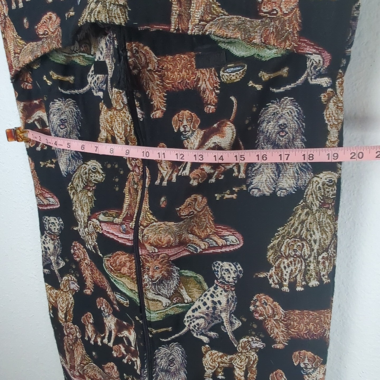 Vintage Tapestry Garment Travel Bag With Zipper No Pockets Dogs