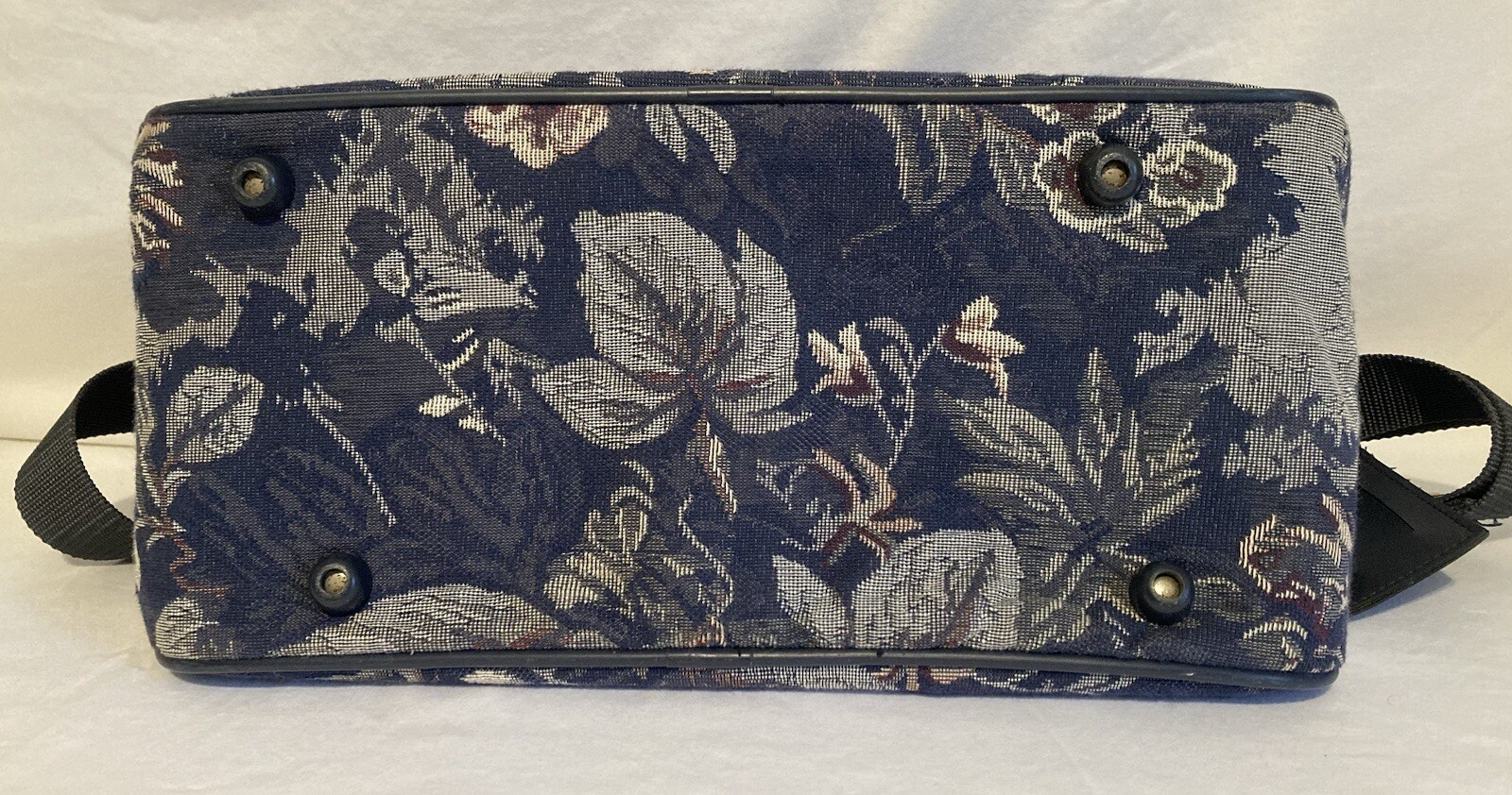 Vintage 1980’s Jaguar Floral Tapestry Zip Travel Bag JC Penny 15”x 9” X 7”