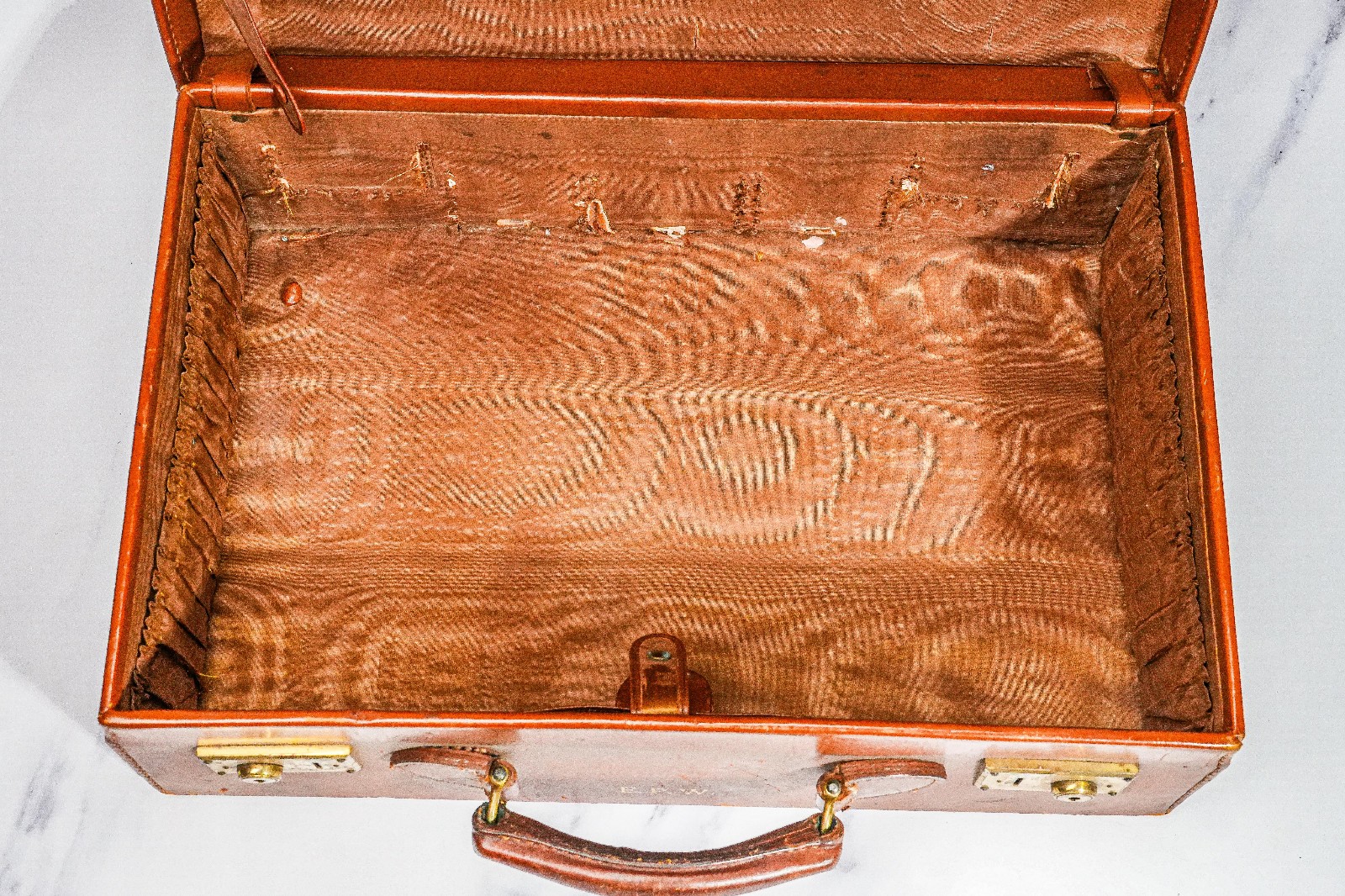Wonderful Small Antique Leather Travel Suitcase Luggage Home Decor Prop