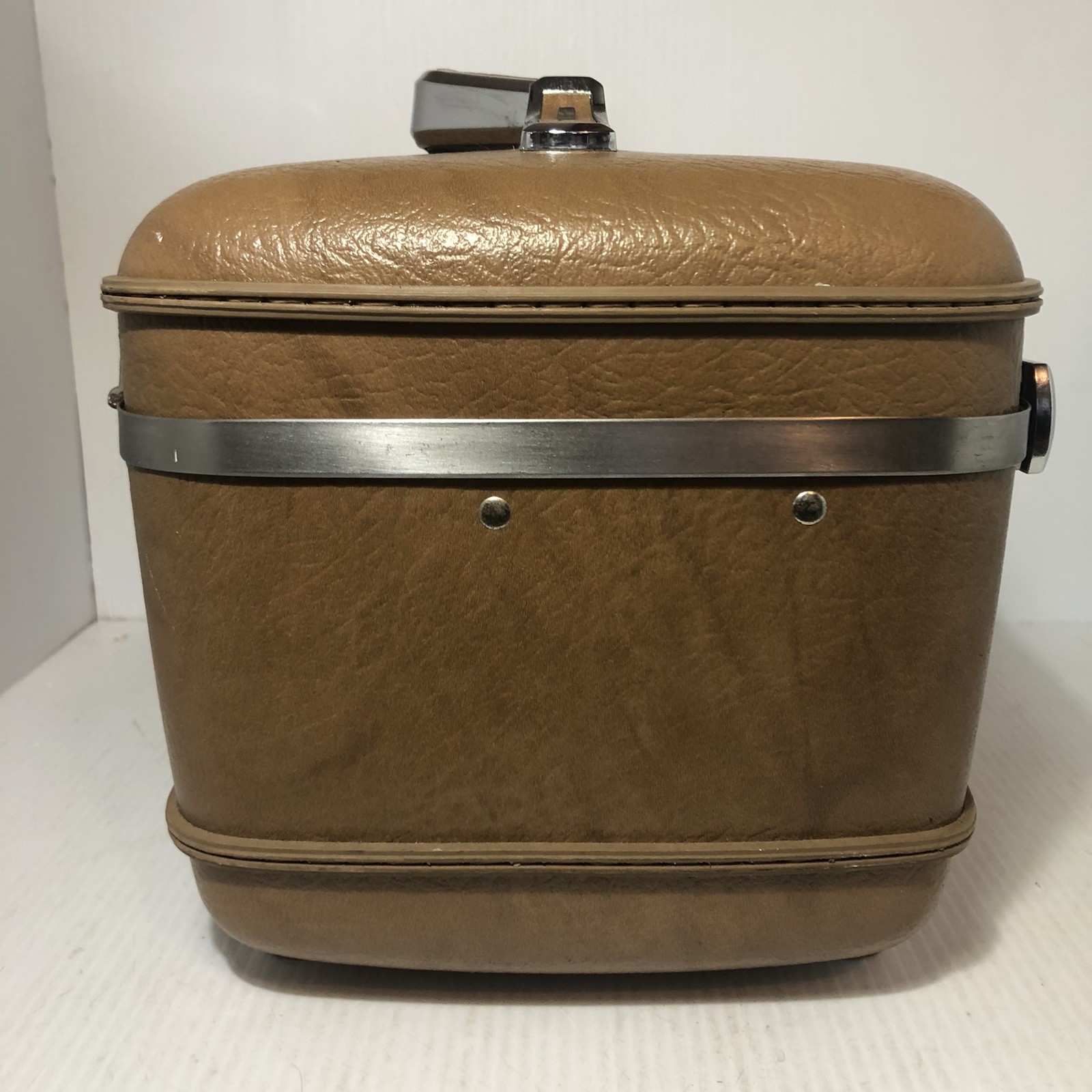 Vintage American Tourister Vanity Travel Train Case 14″ Brown Hard Shell W/Keys