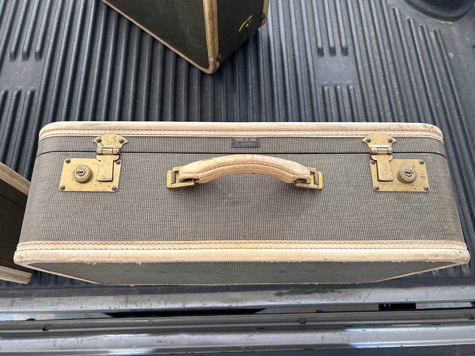 Vintage Travel De Luxe Spelrein Luggage 3 Piece Suitcase Set LOCAL PICK-UP ONLY