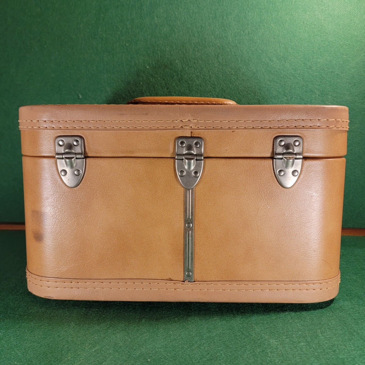 GLOBETROTTER 50’s VINTAGE LEATHER TRAIN BAG COSMETIC MONOGRAM LUGGAGE SUITCASE