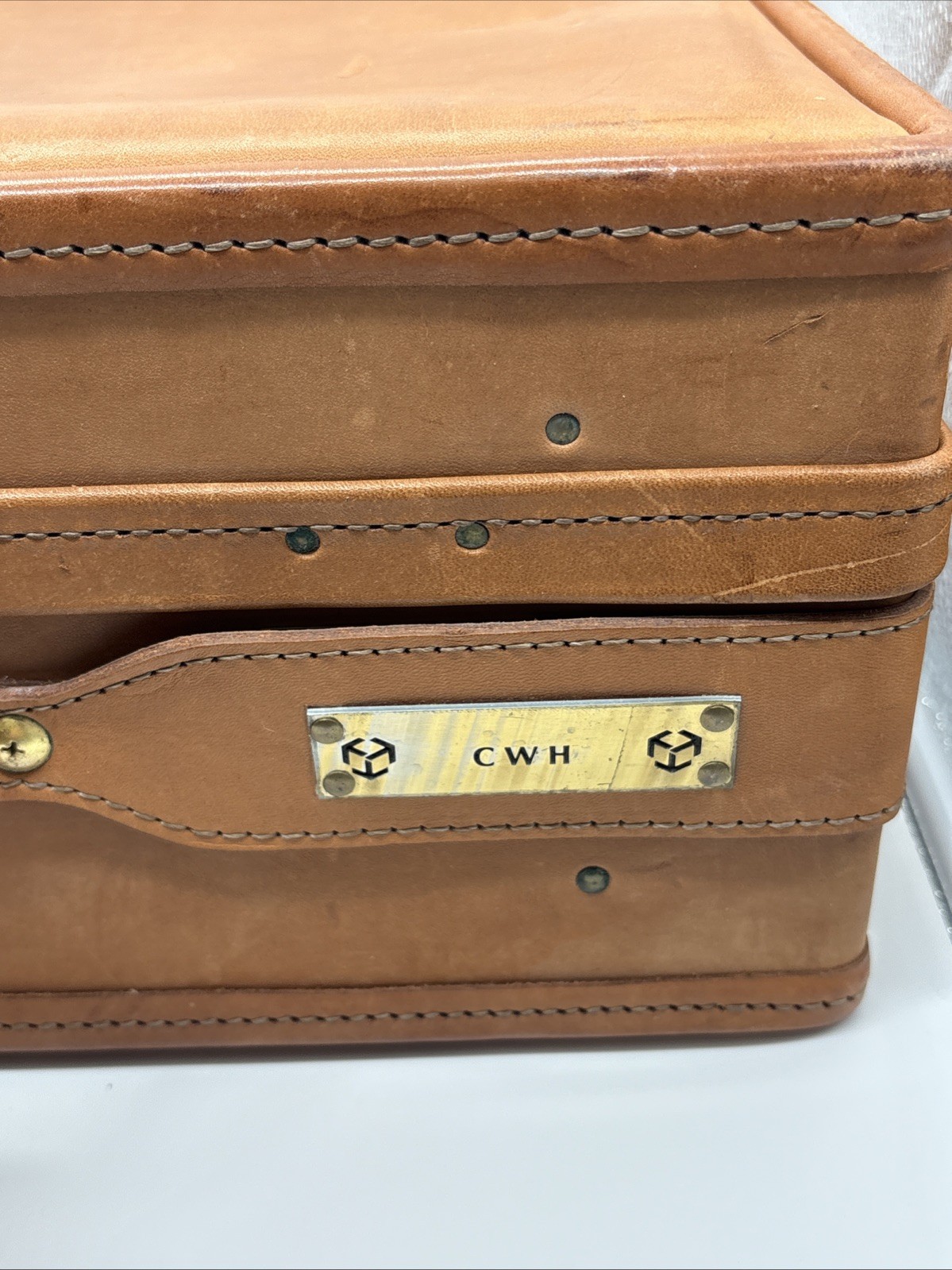 Vtg Hartmann Luggage 747 Belted Brown Leather Lined 18x11x7 Original Tags