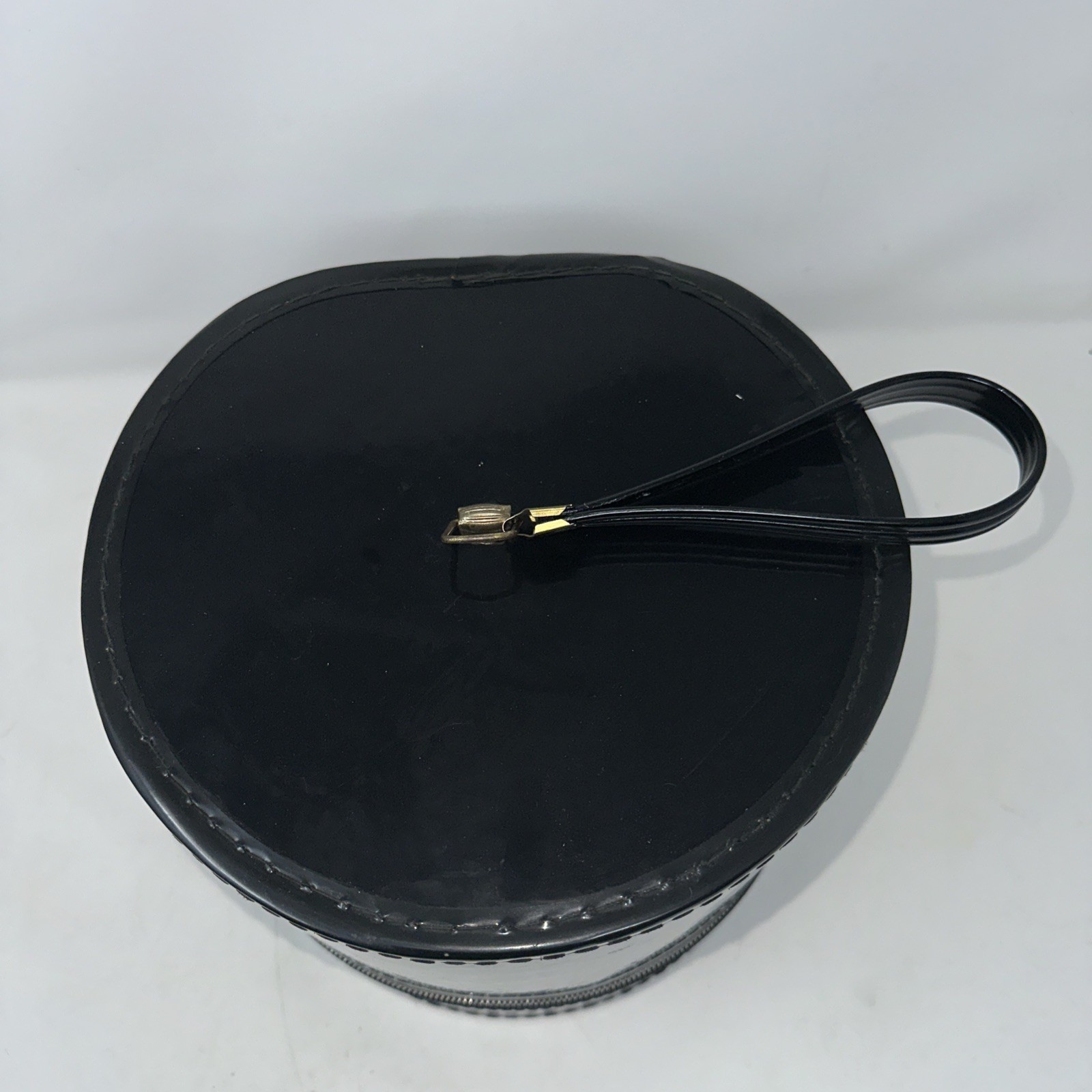 Vintage Black Patent Leather Wig Hat Box Zipper Handle Travel Case Large