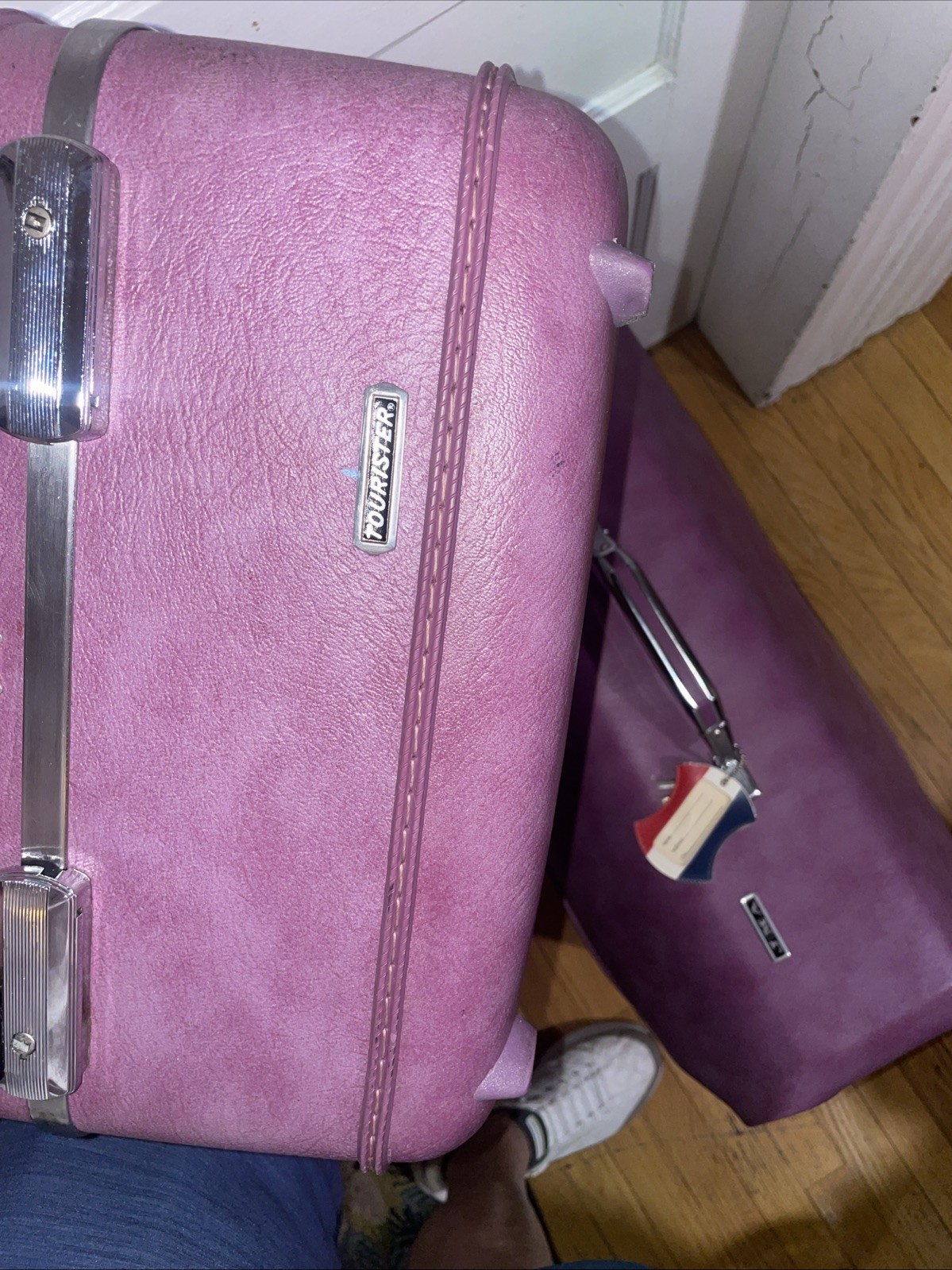 Pristine VTG 1960s AMERICAN TOURISTER ‘Duette’ Tiara Line Hardshell Garment Set