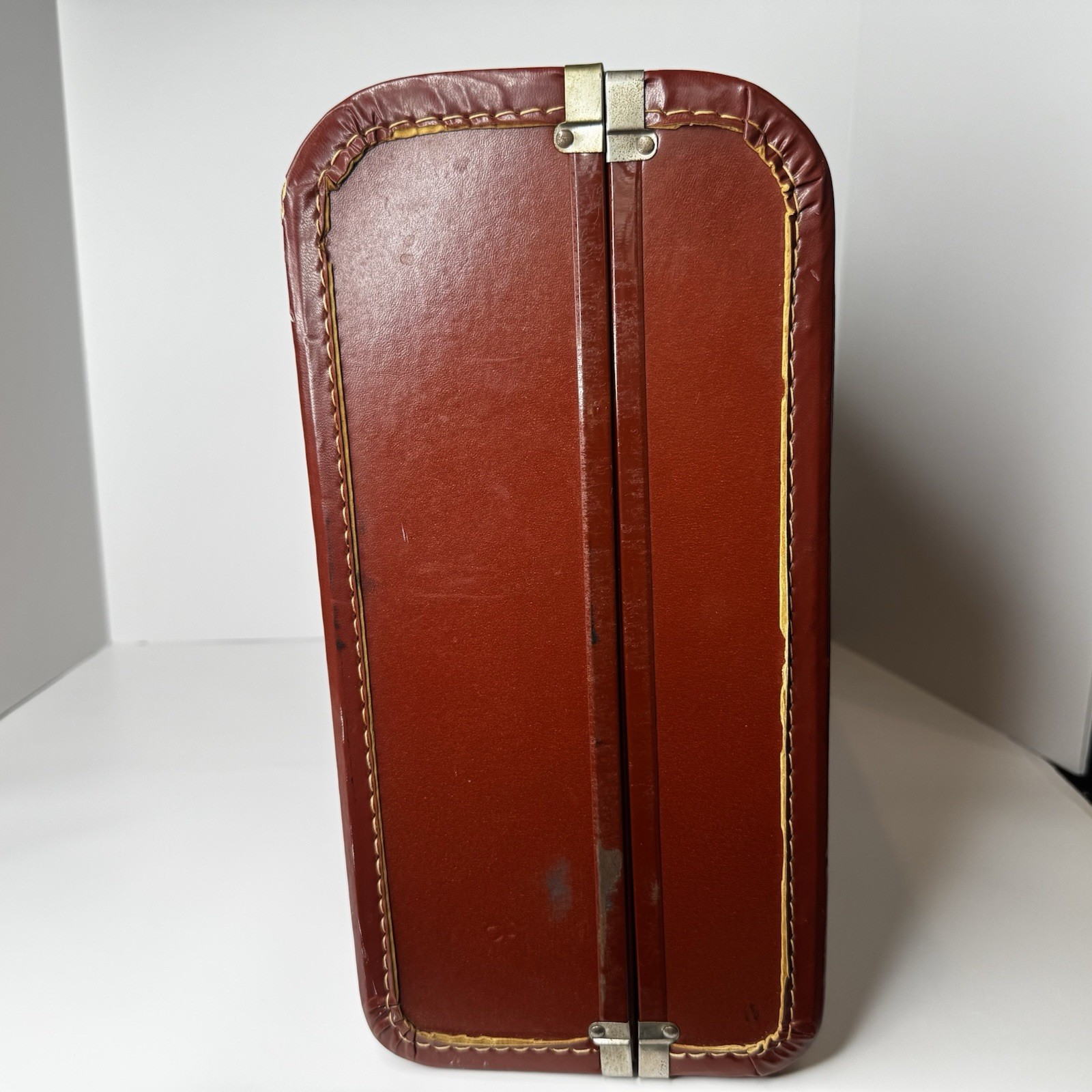 VTG Gateway Luggage Suitcase Hard Shell Brown 1940s 1950s Mid-Century Prop Decor