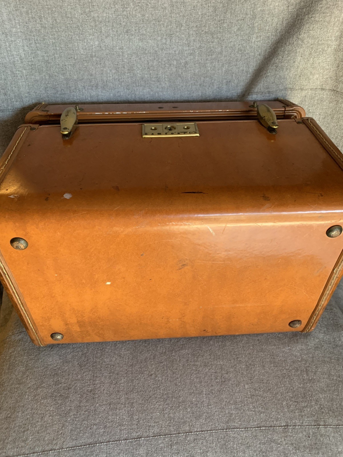 Vintage Samsonite Leather Luggage Train Case Railroad Bag Brown No Key