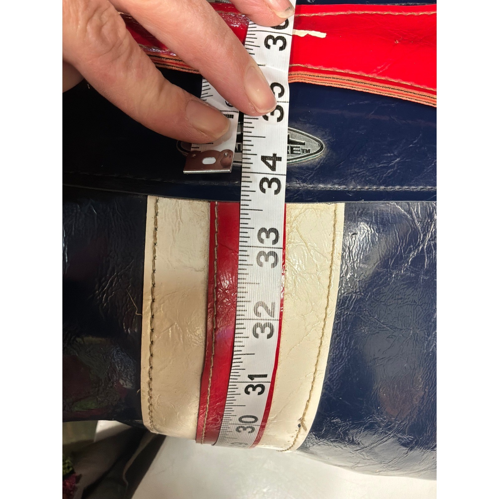 [Retro] Unisex Total-Care Vintage Barrel Duffel Bag OS Navy Red White