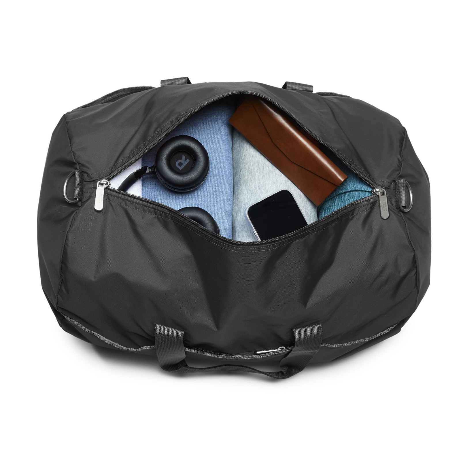 Retailer Essentials Lightweight 20-Inch Duffel Bag For Travel 30 Lb Weight