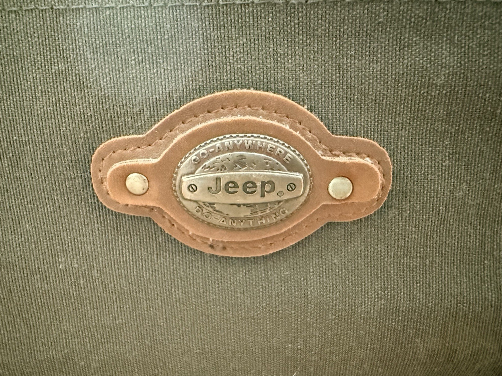 Jeep 90’s Vintage Travel Equipment Line Laptop/Trip Bag Carry Case Army Green