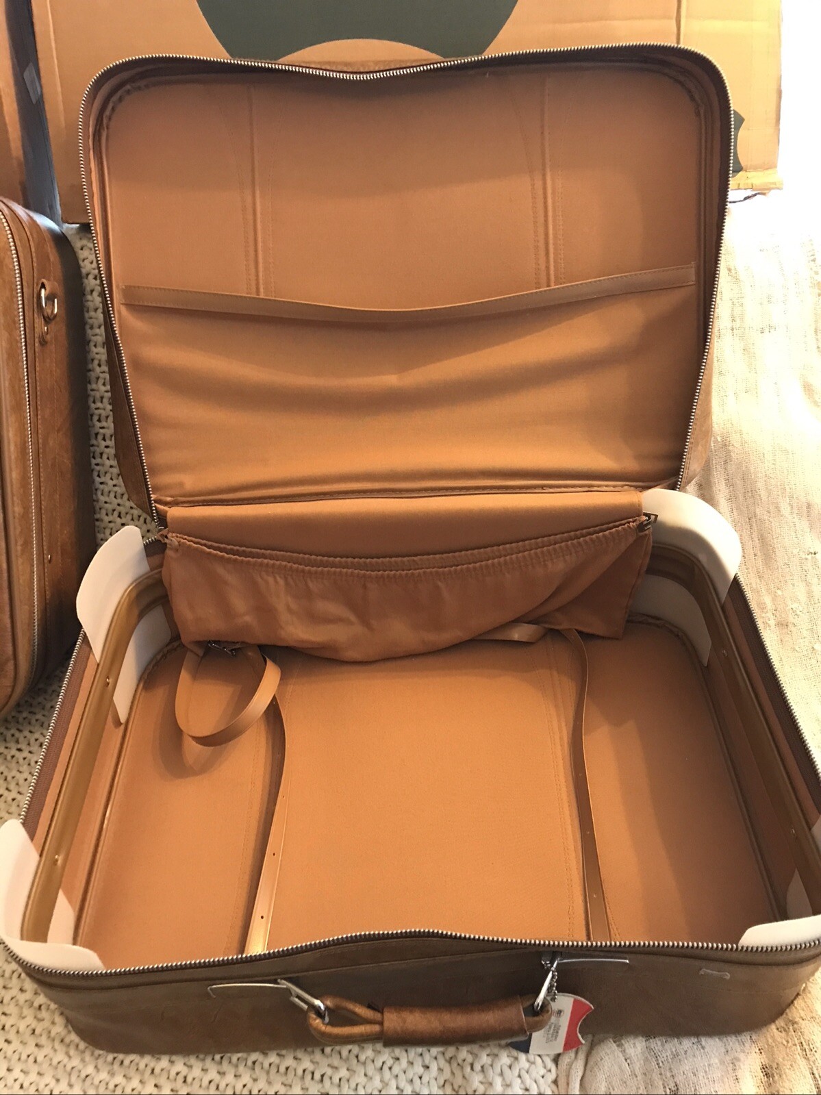 Vtg American Tourister 4 Piece Luggage Set Mustang Brown Soft Keys Boxes Nice