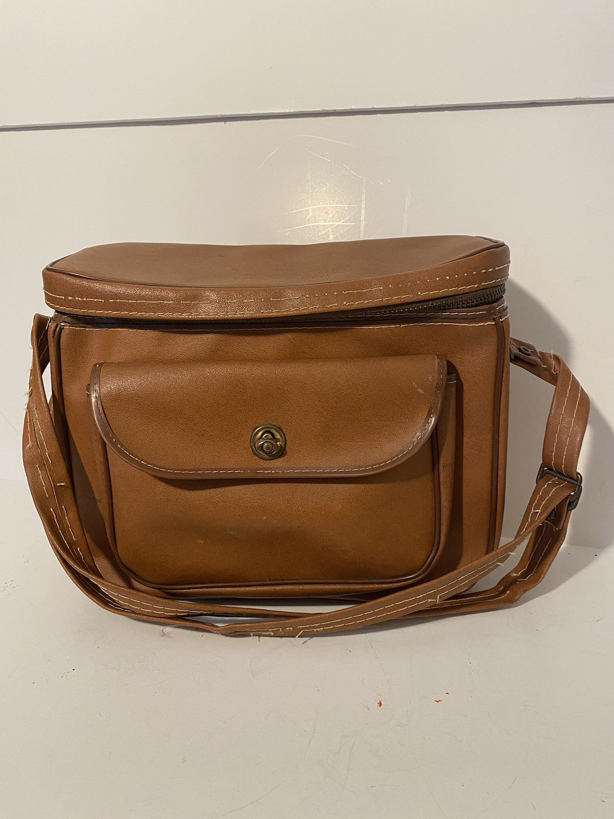 Vintage Brown Vinyl Train Case Travel Makeup Toiletry Bag Carry-On Retro