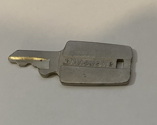 Vintage Samsonite Silhouette Luggage Key #69
