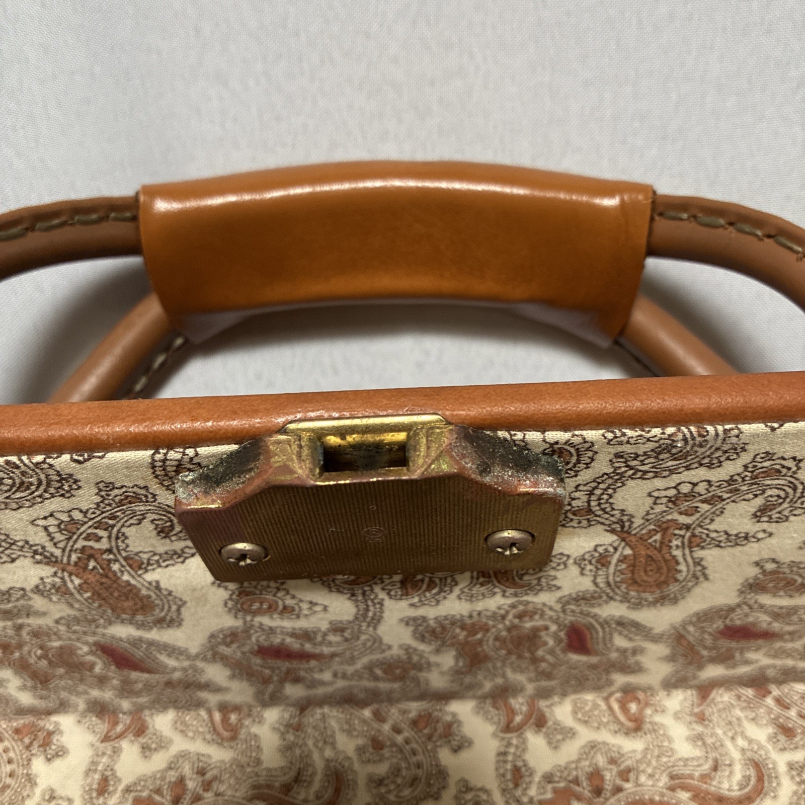 Hartmann Belting Leather Suitcase Vtg Luggage Case Paisley 21″x12.5″x7″