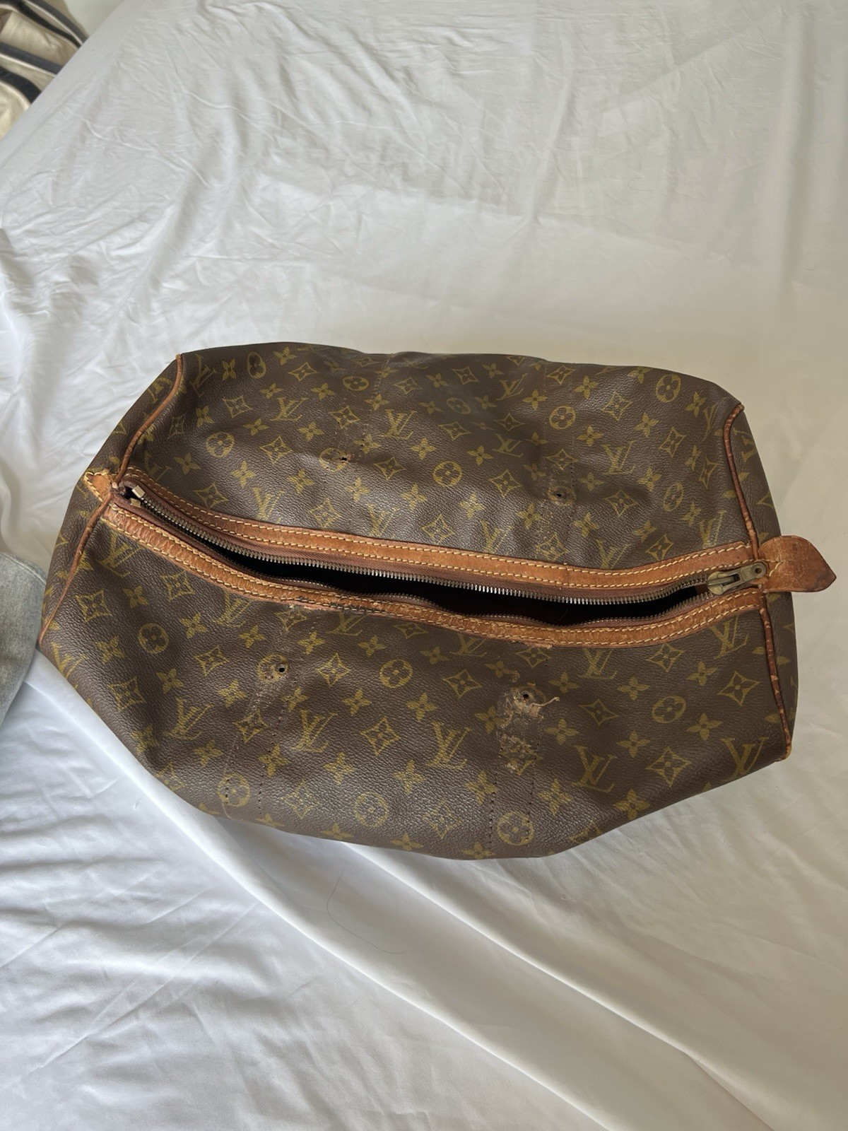 Louis Vuitton Sac Souple Duffle 45 For Parts Or Repair