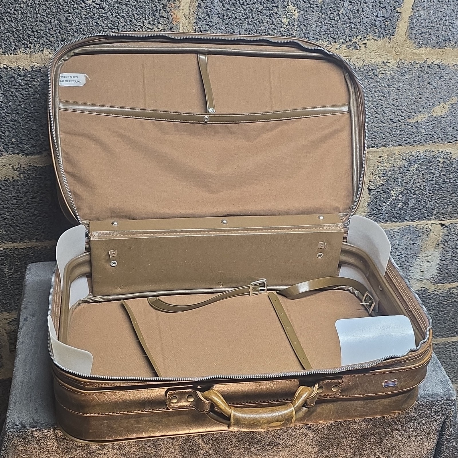 American Tourister Vintage Brown Vinyl Hard Suitcase Locking 1970s