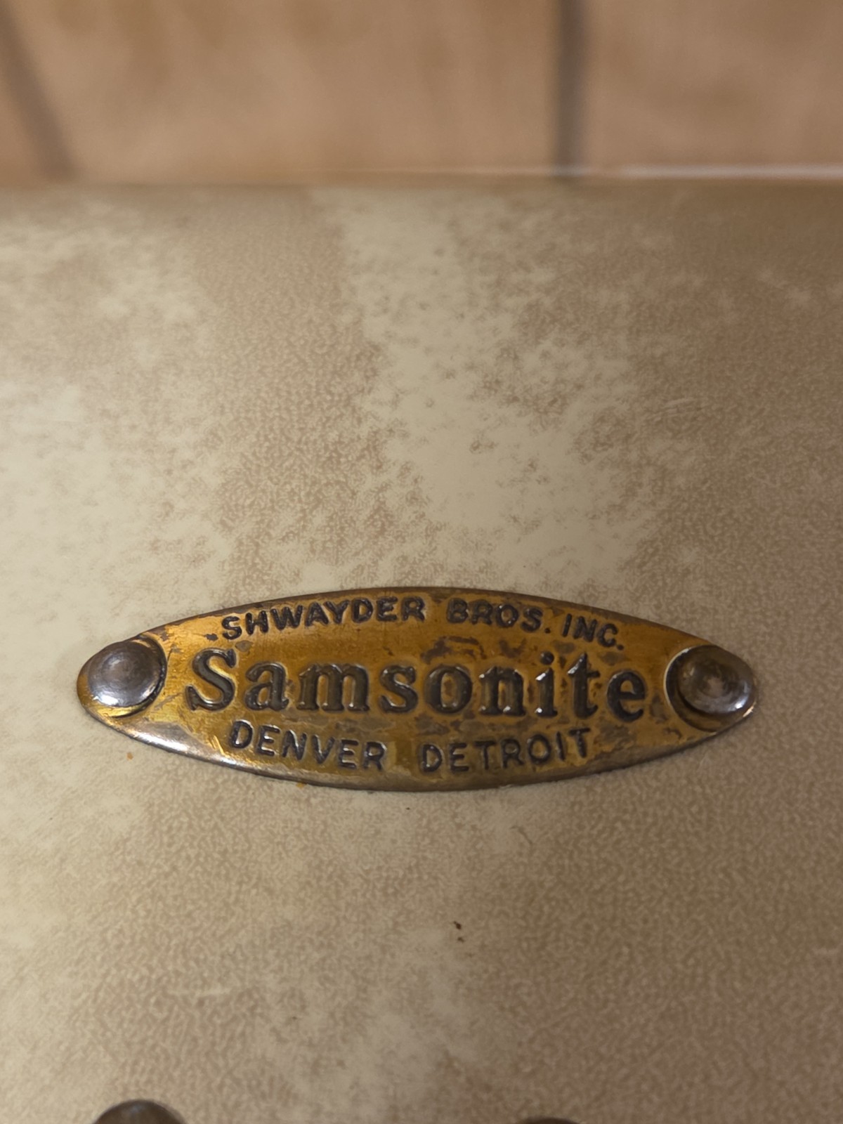 Vtg 1950s Samsonite Suitcase 21” Cream Marbled Hard Side Suitcase Retro No Key