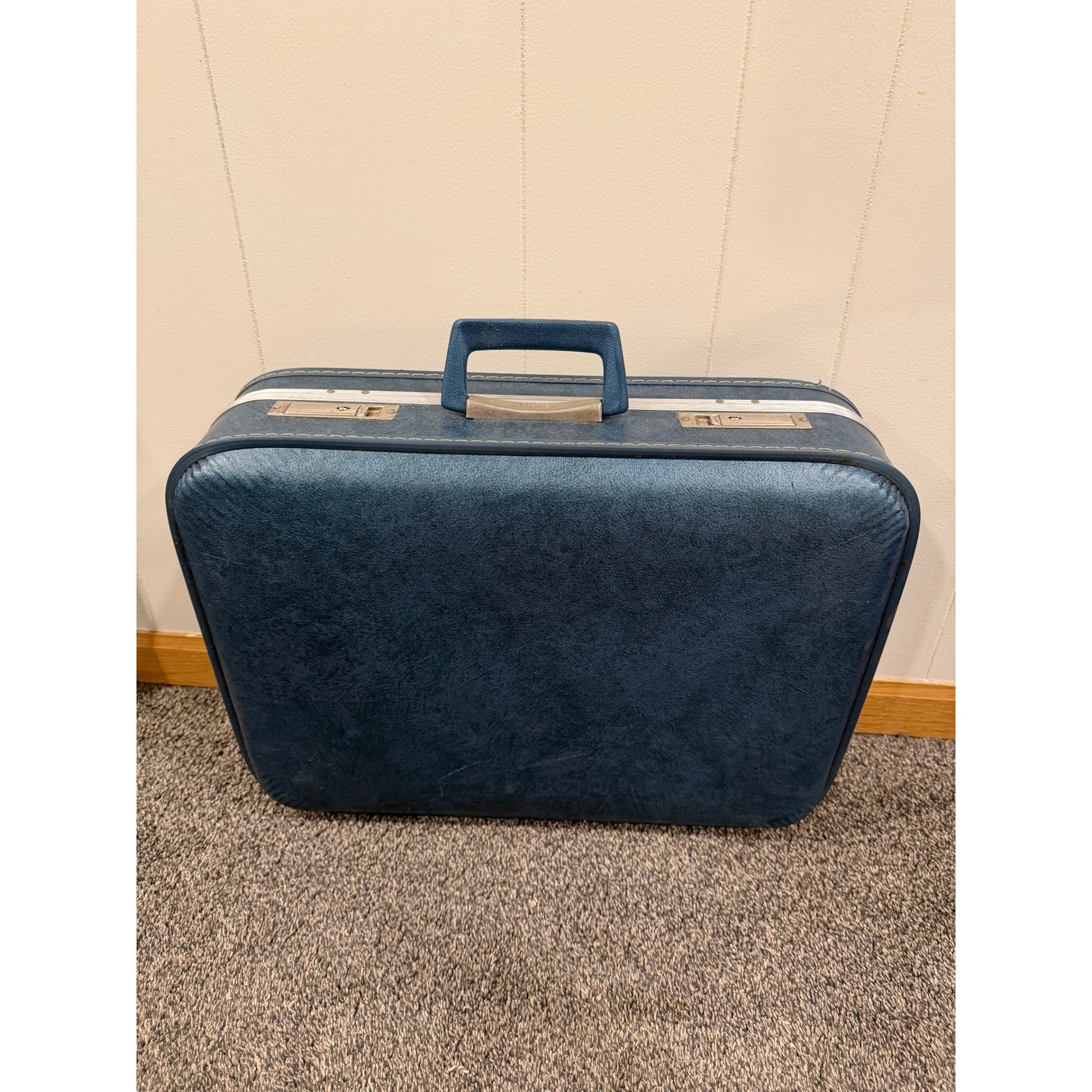 Vintage JCPenney Hard Shell Suitcase Metallic Blue Faux Leather Luggage with Key