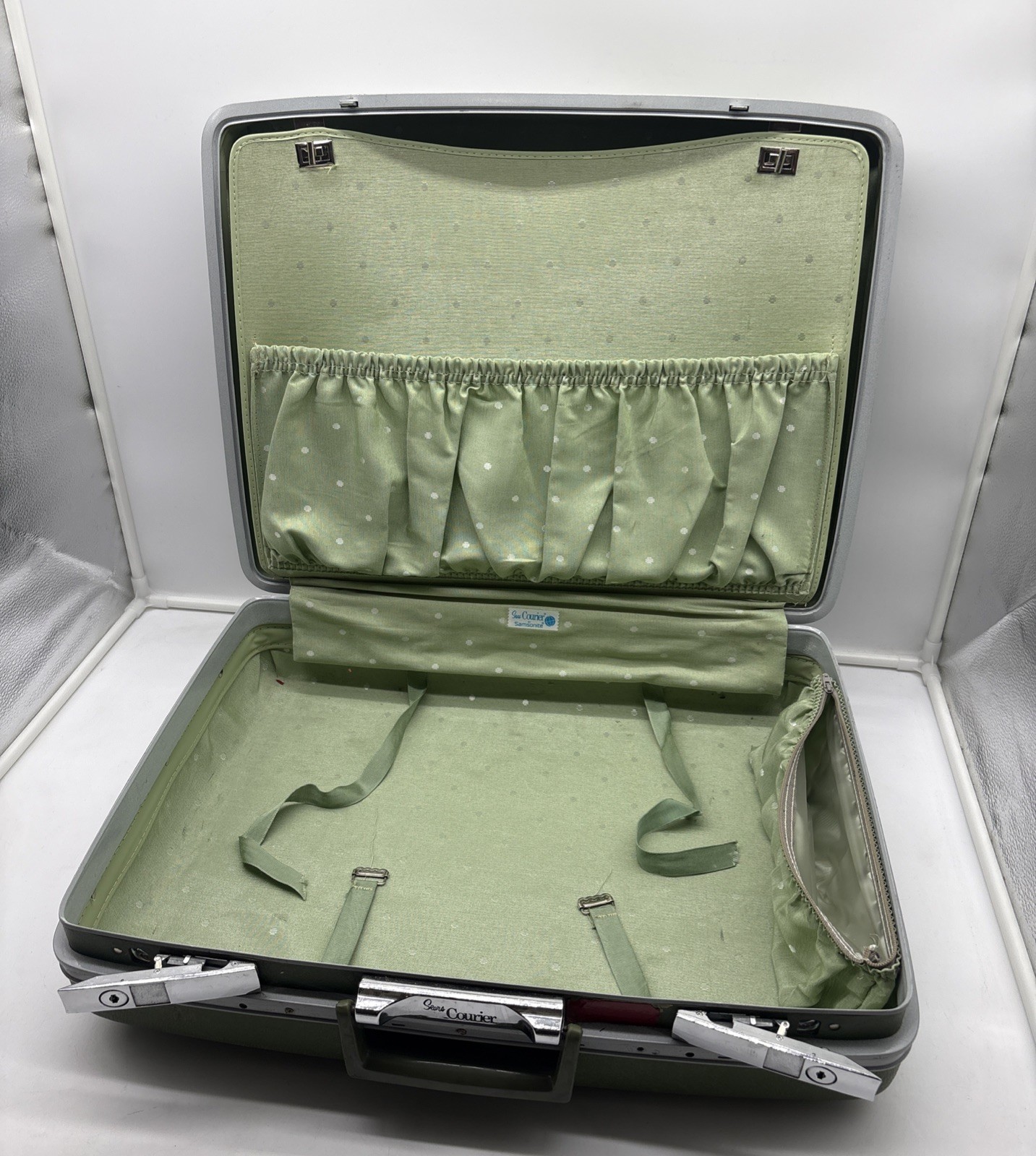 Vintage Sears Courier Hard Case Luggage Suitcase – Olive Green
