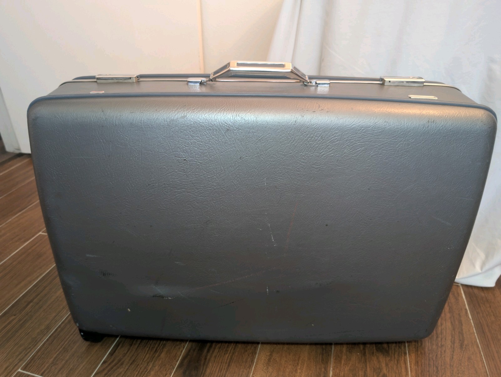 VINTAGE American Tourister Rolling Hard Side Luggage Blue/Silver 29″x20″x9″