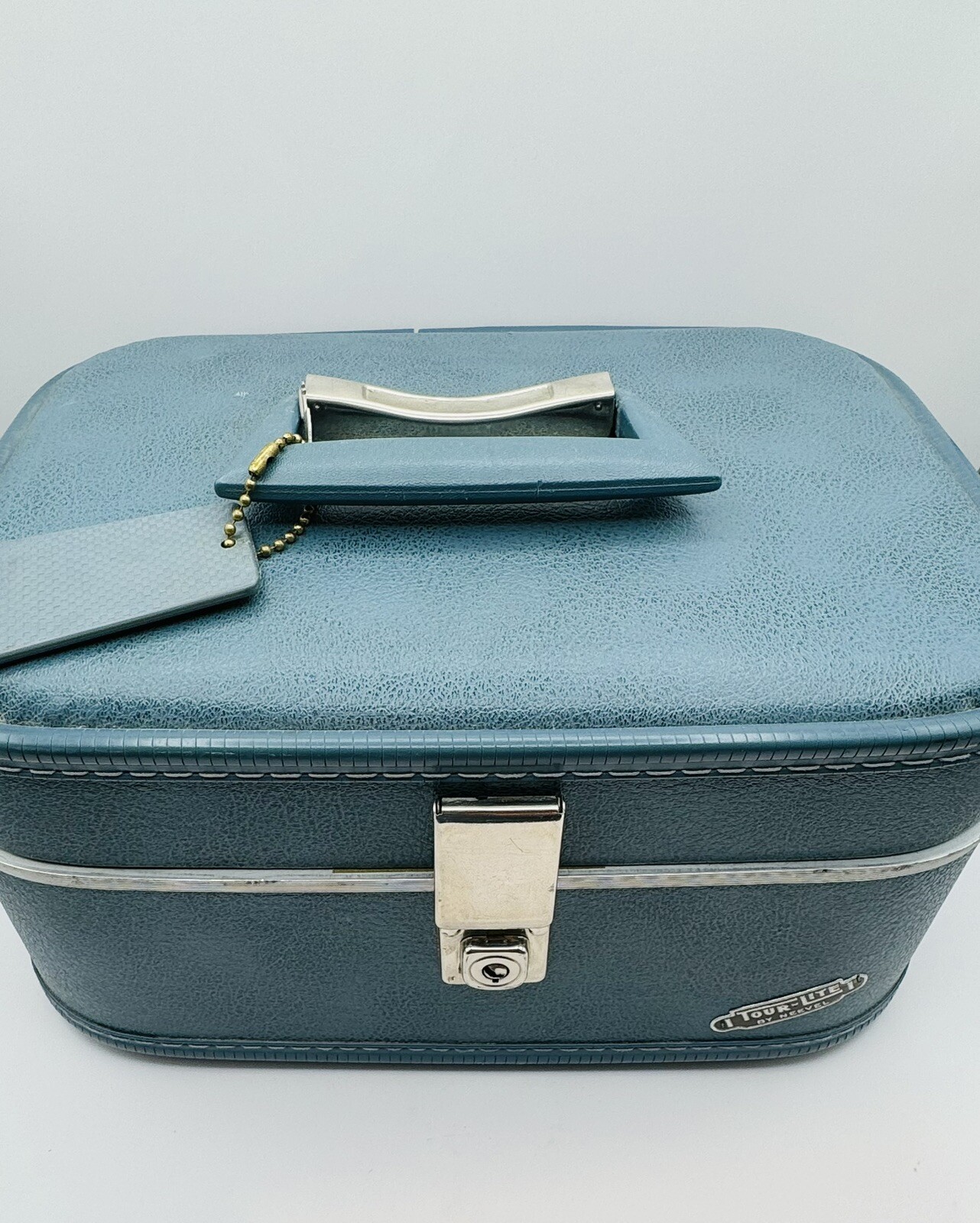 Vintage 1950/60s Blue Tour Lite By Neevel Hard Case Make Up Case W/ Key