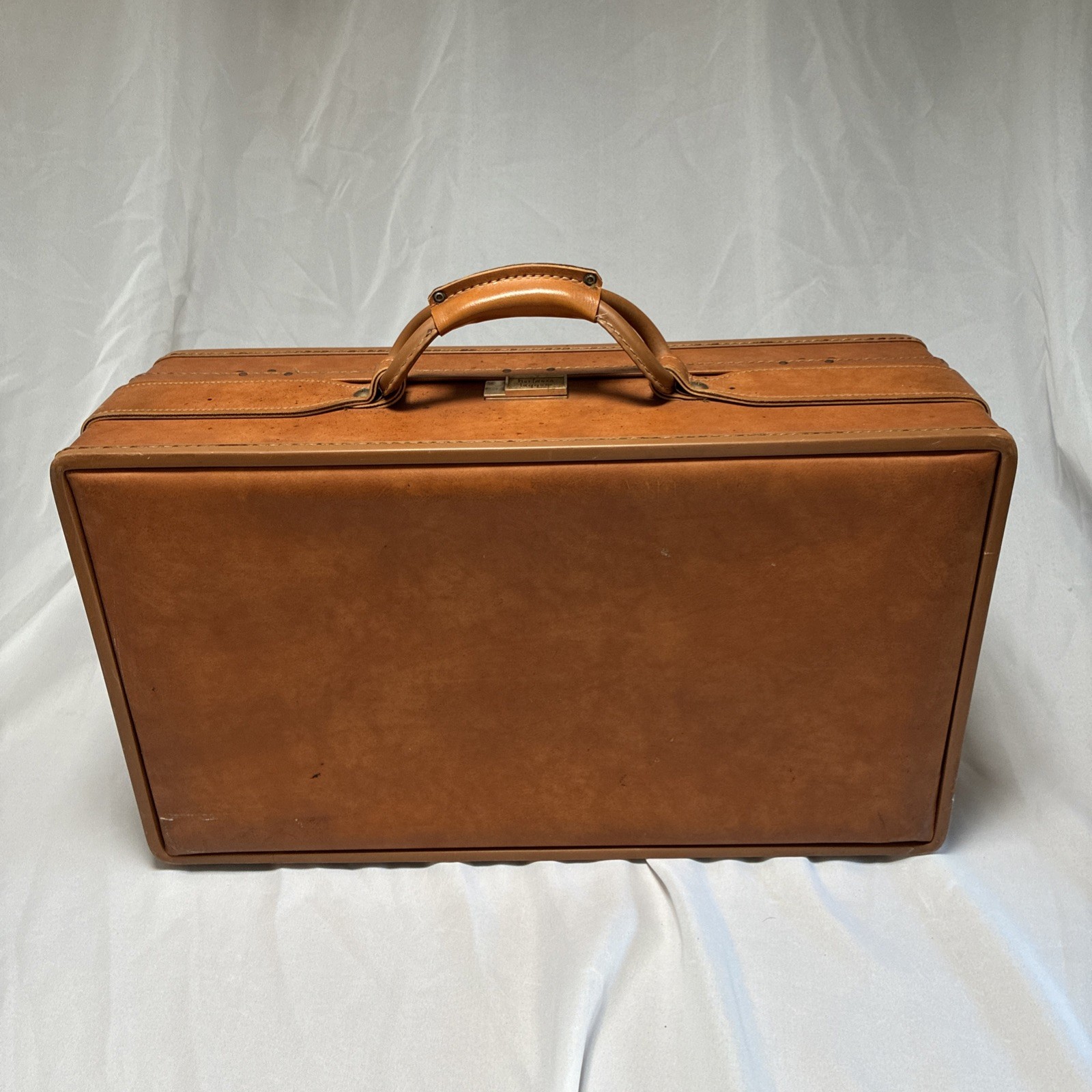 Hartmann Belting Leather Suitcase Vtg Luggage Case Paisley 21″x12.5″x7″