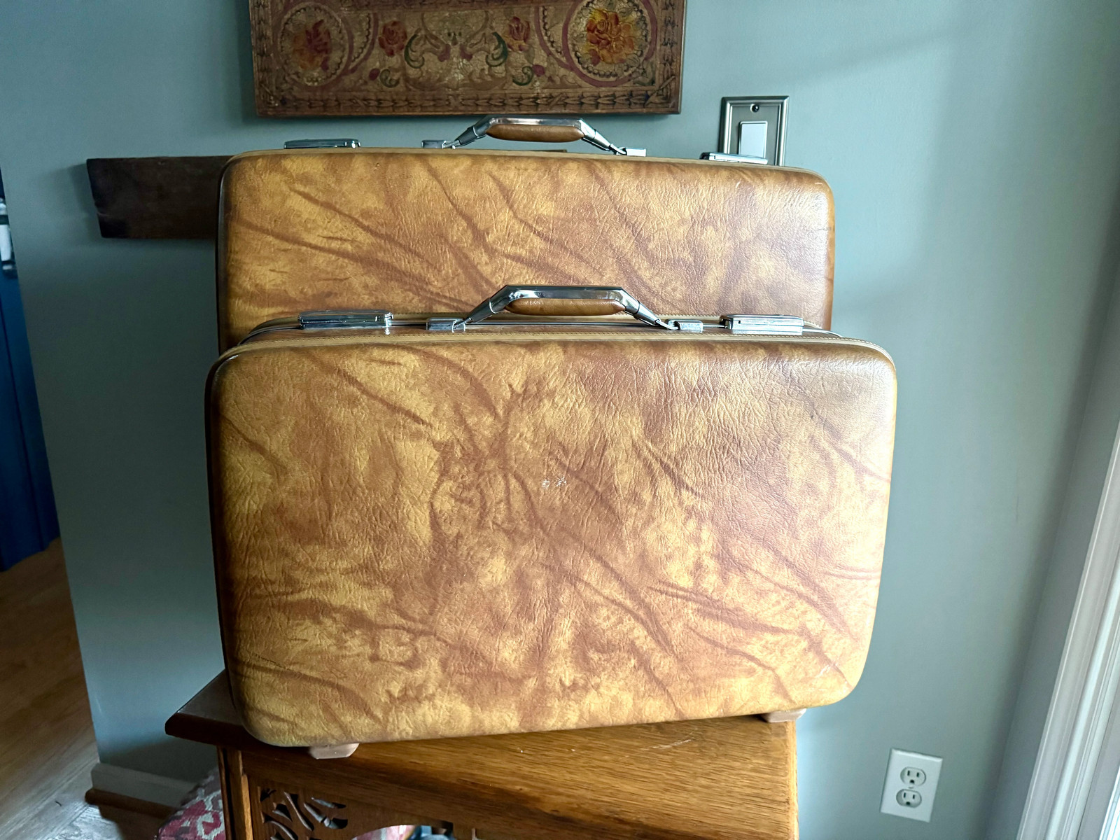 Vtg Pair of Nesting Brown Marble Suitcases | 1970’s American Tourister Suitcase