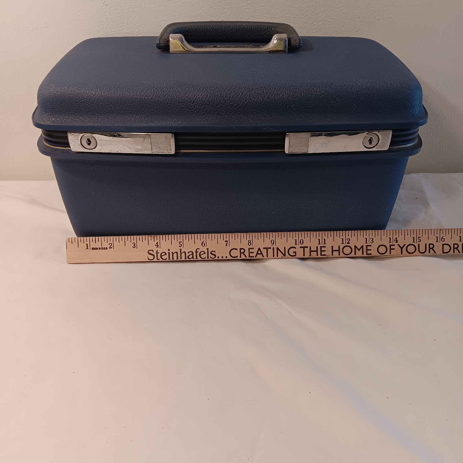 Vintage Blue Samsonite Concord Hard Traveling Train Case With Tray No Key