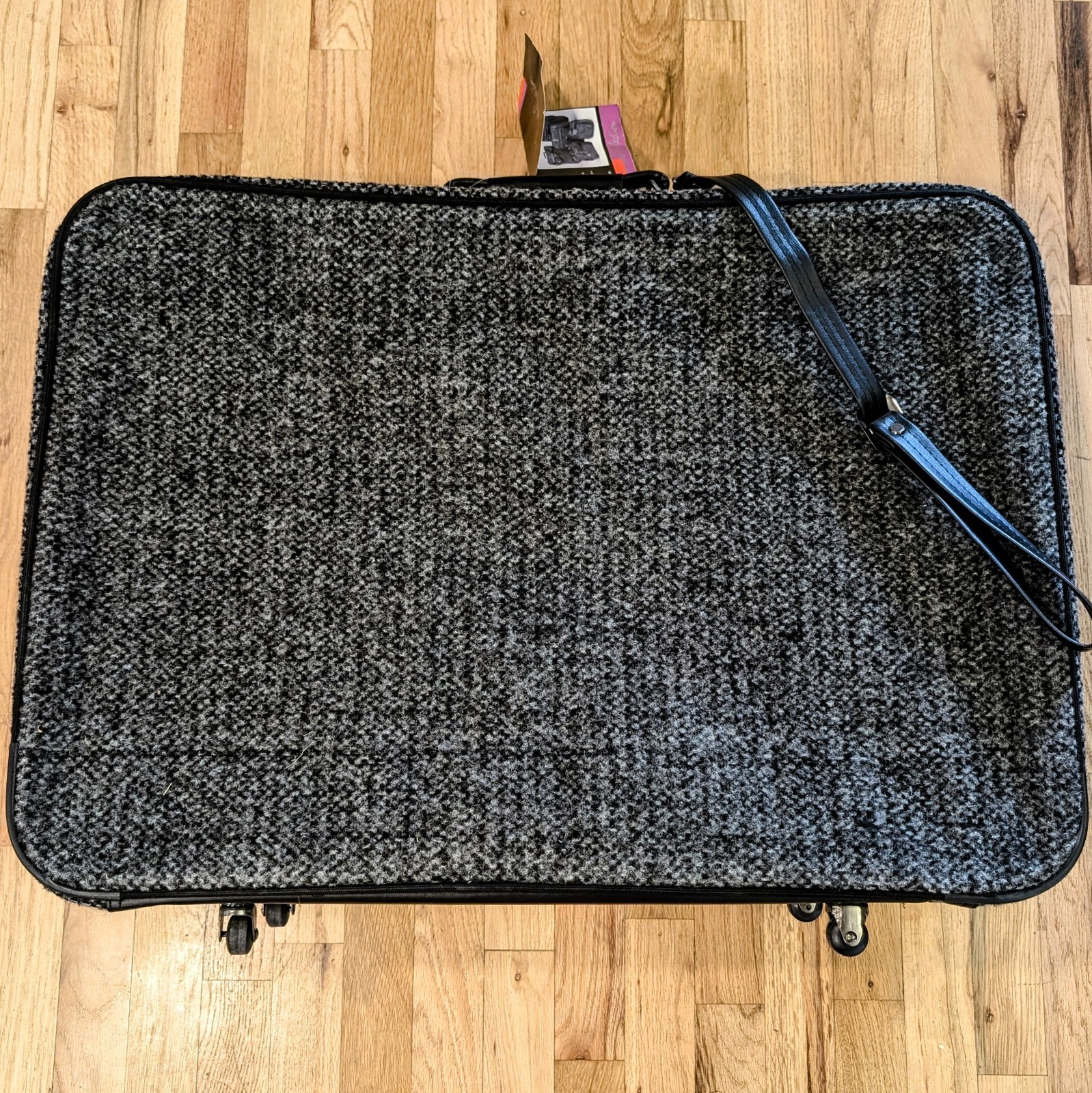 VTG Pierre Cardin The Tweed Collection Suitcase 28″ Pullman Wheels Luggage READ