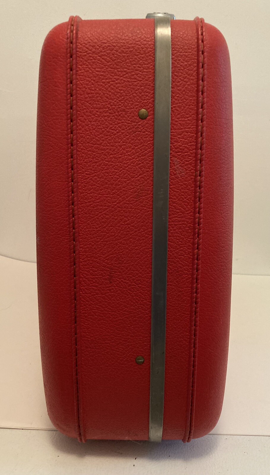 American Tourister Tiara Red Suitcase 23 x 17 Vintage Luggage w /Keys & Tag