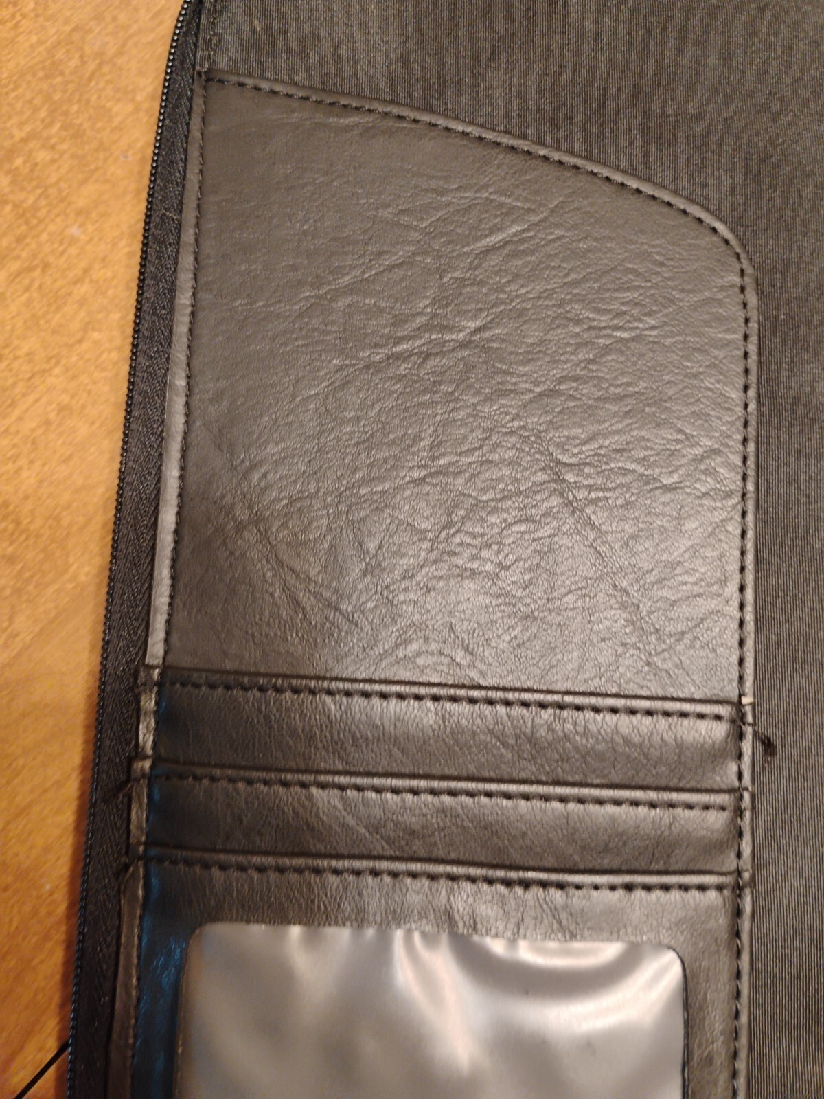 Vintage Delta Vacations Travel Case Black Leather Zipper Close Unique USA Nice