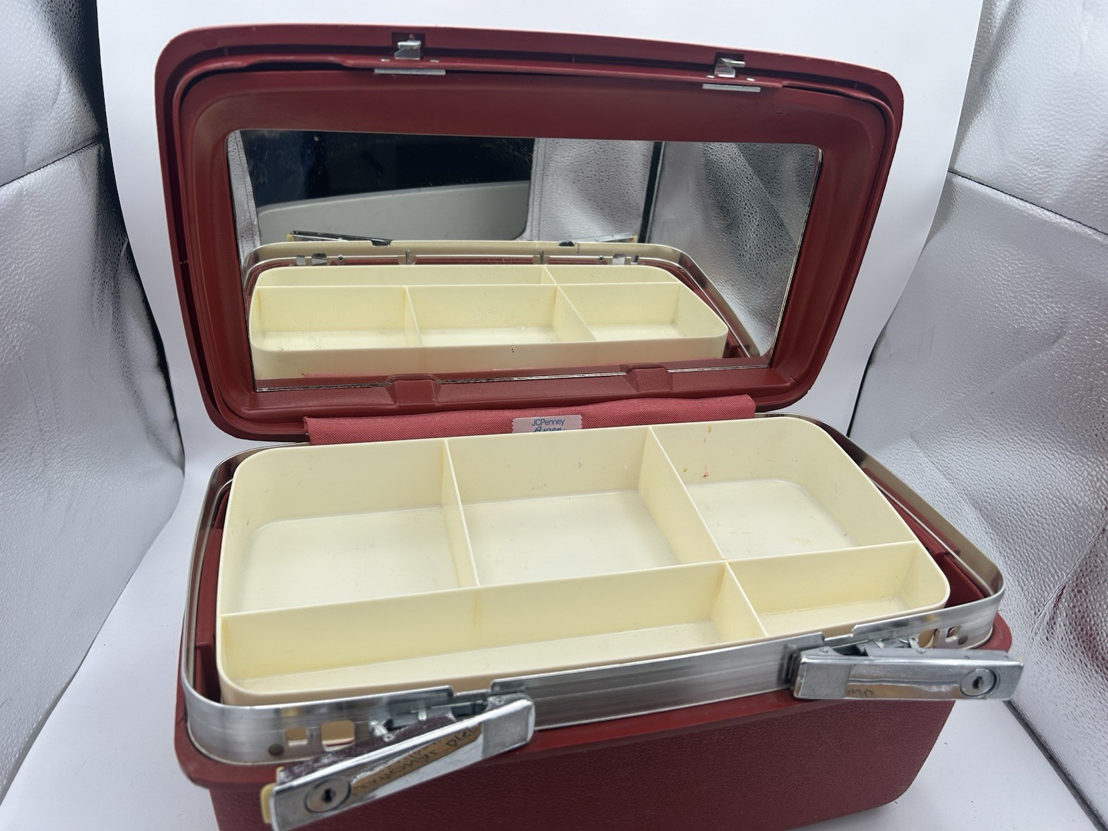 Vintage Red Samsonite Aspen For JC Penny Train Luggage Cosmetic Case With Tray