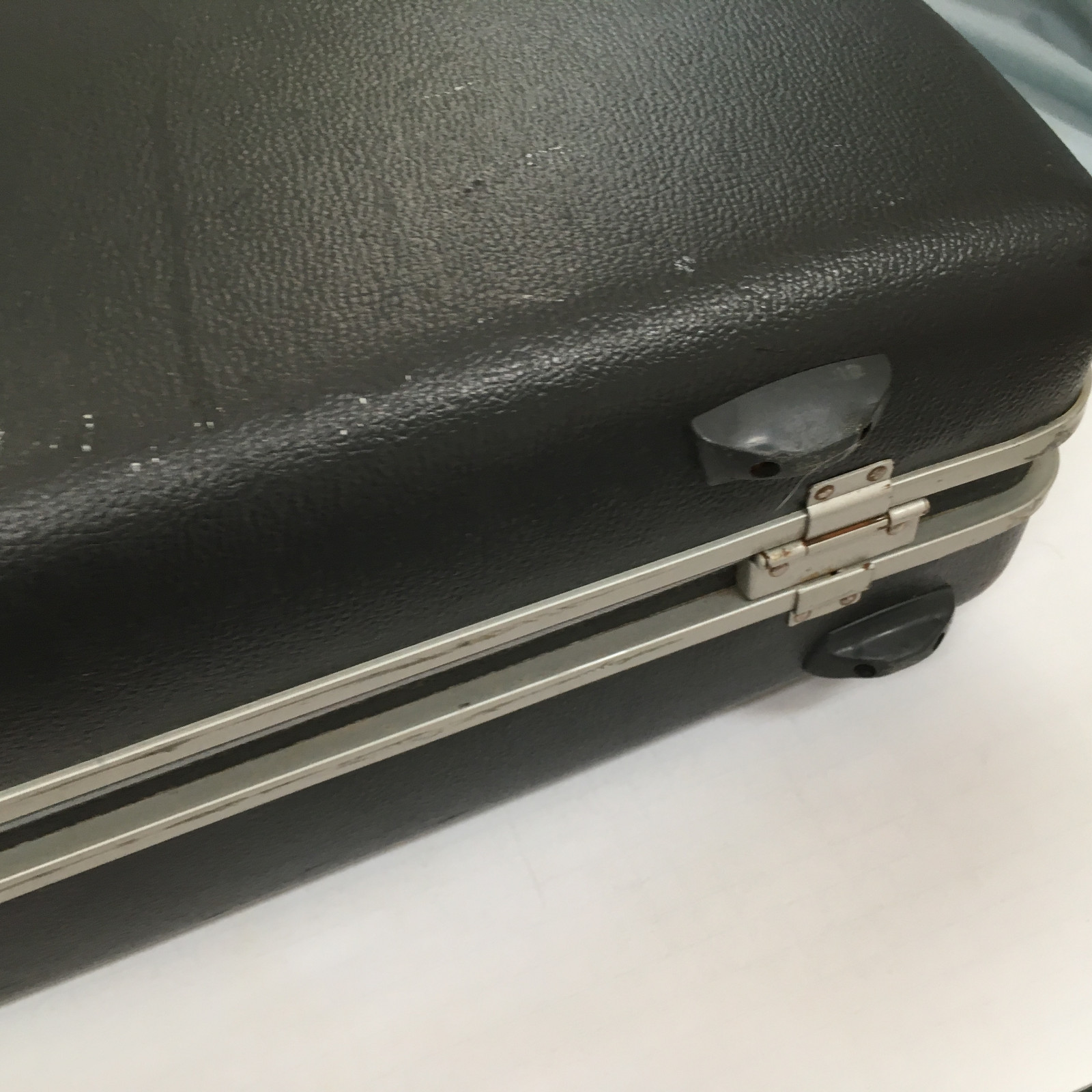 vintage retro royal traveller medalist hard case luggage suitcase large case
