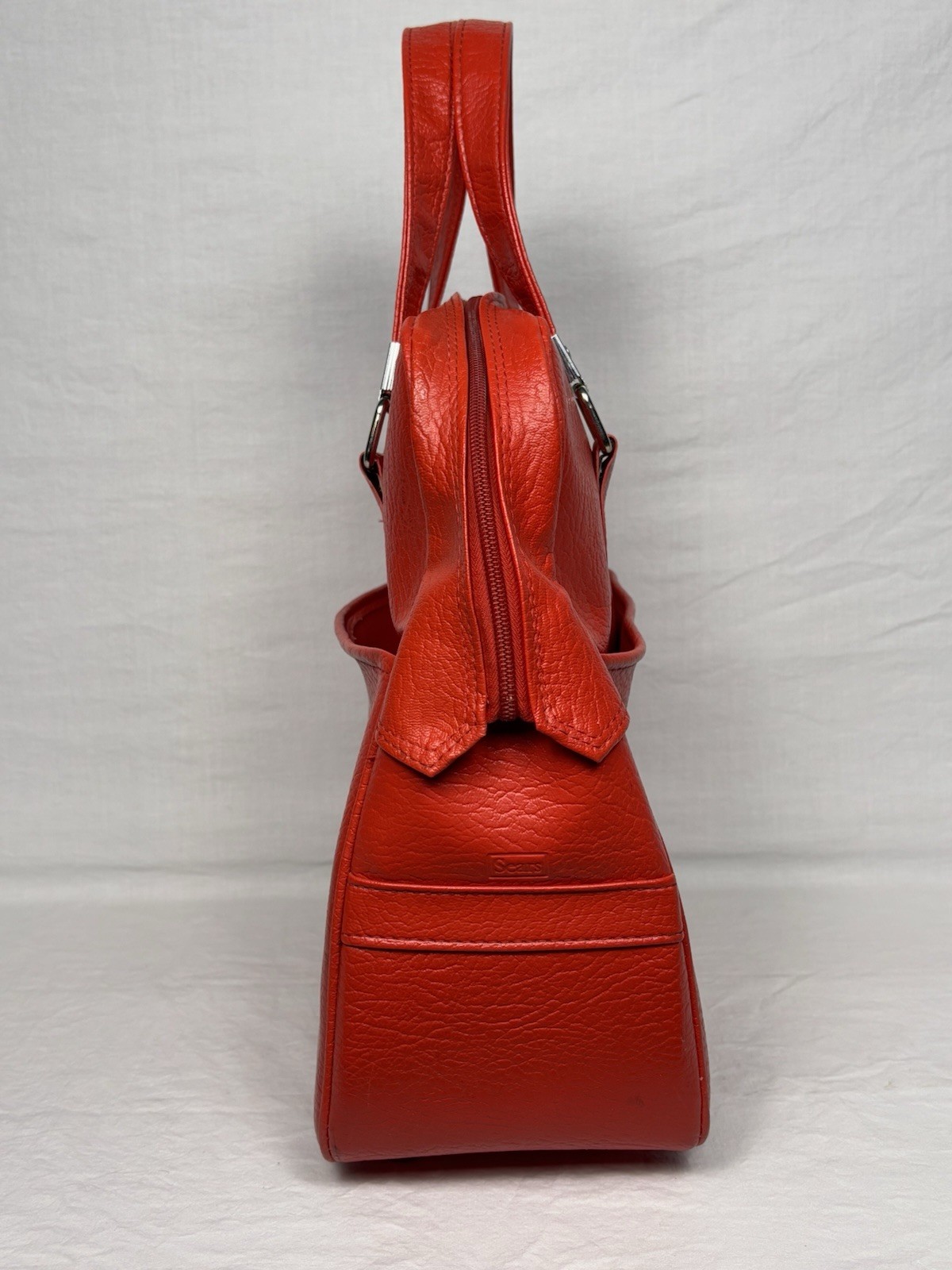 Vintage Sears Travel Tote Overnight Bag Zipper Lock No Keys Red