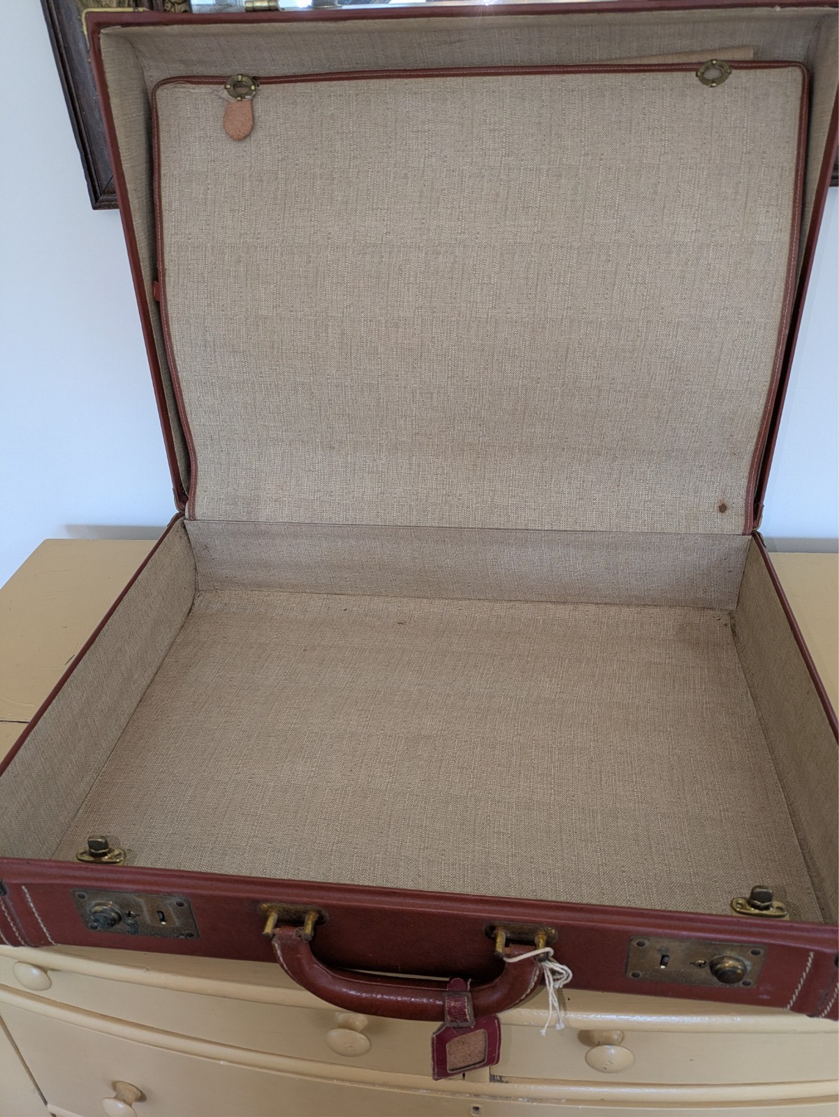 Vintage mid-century Saddle Tan Faux Leather Hard Shell Luggage Set