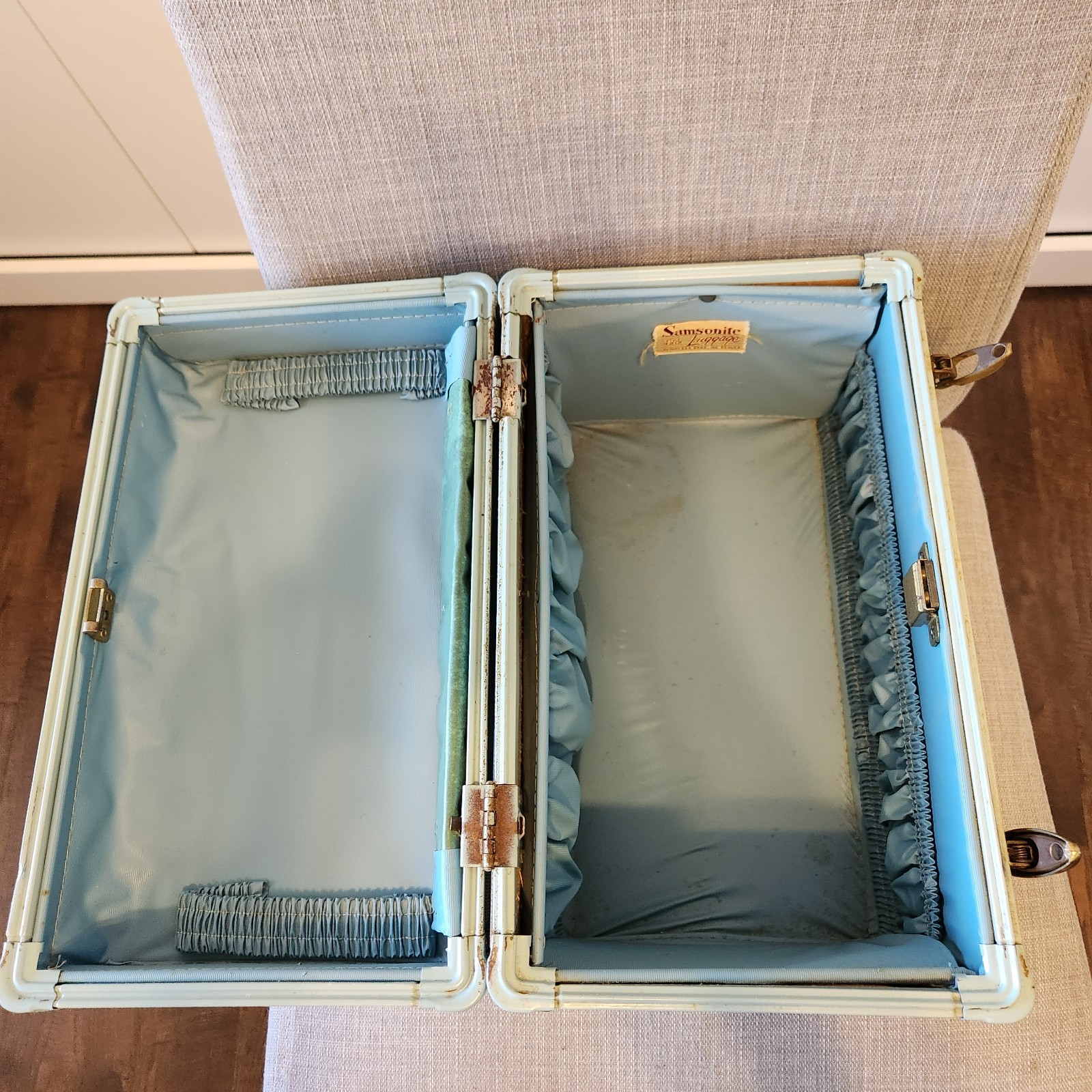 Vintage 1950s Blue Tweed Samsonite Train Vanity Case Overnight Shwayder Bros
