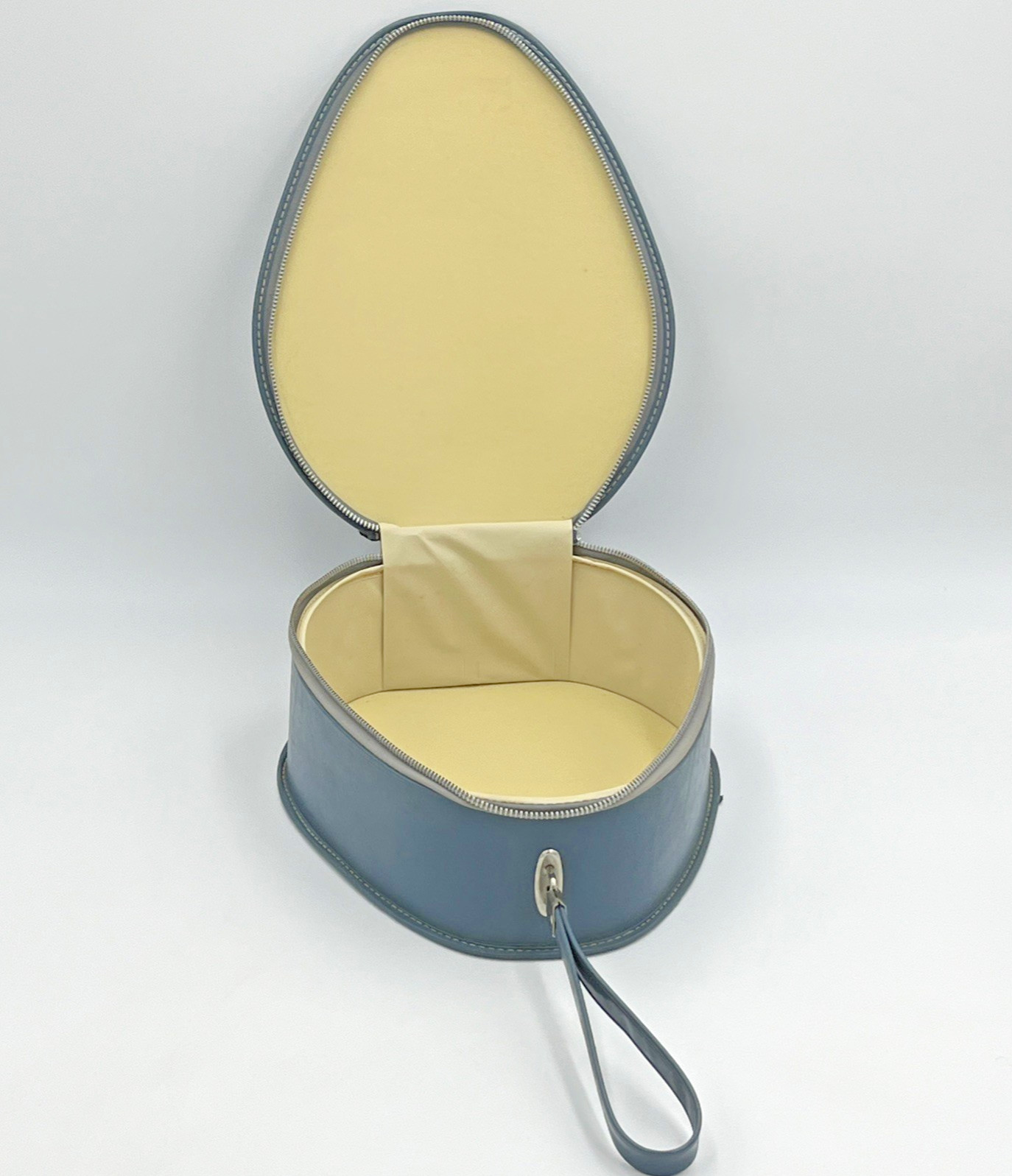 Egg Shape Blue 1960’s Suitcase Train Case Carry On Bag Mid Century