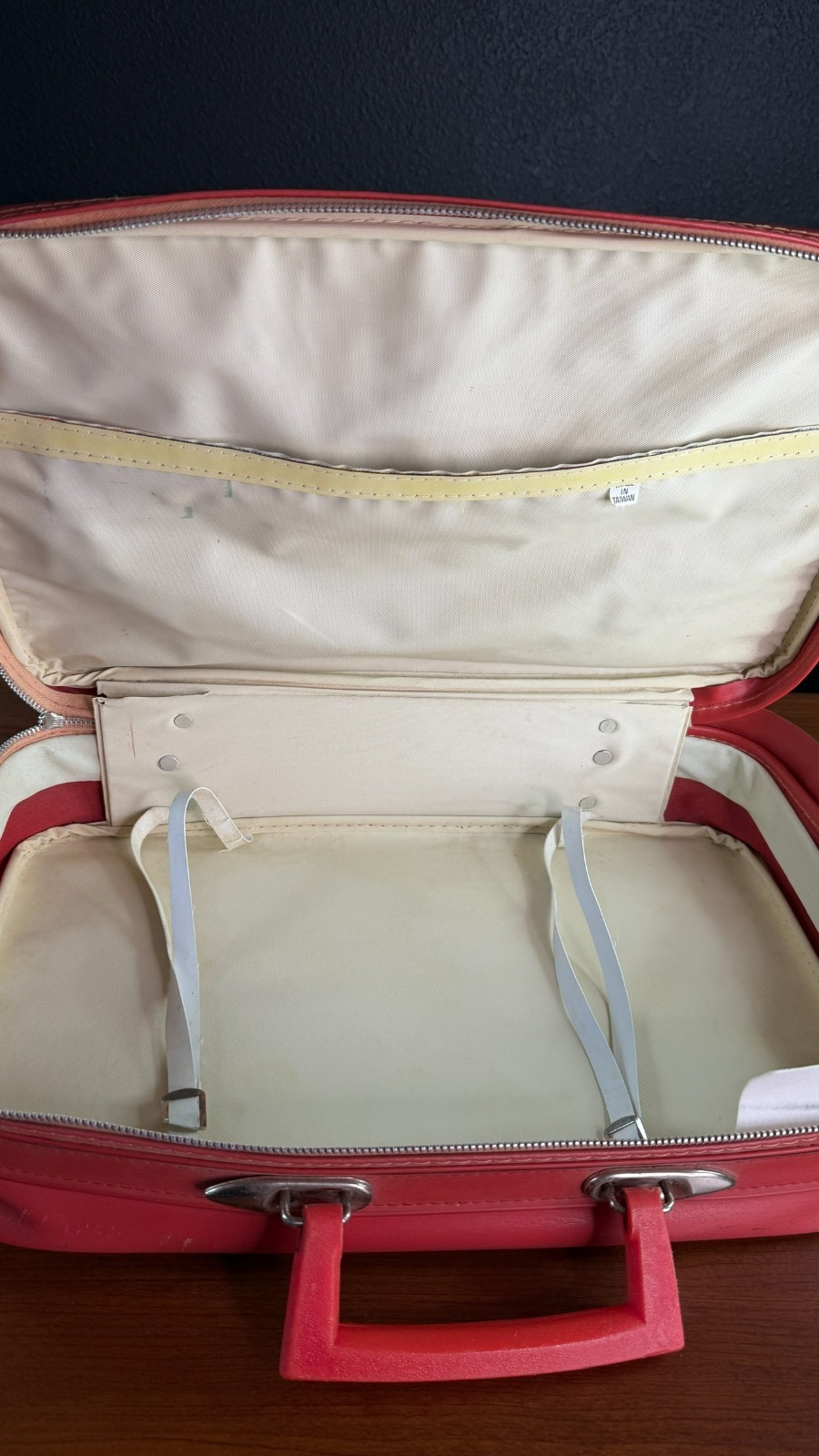 Vintage 1970s small orange suitcase soft fabric child’s train case pink