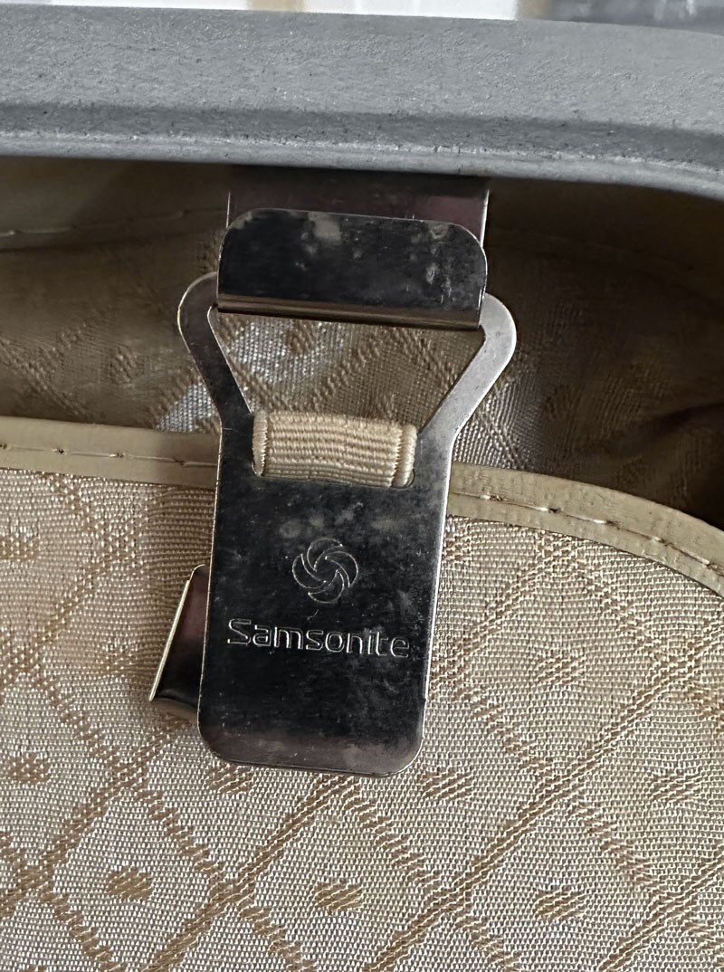 Vintage Samsonite Silhouette II Suitcase Retro 60s 70s Hard Shell Luggage Prop
