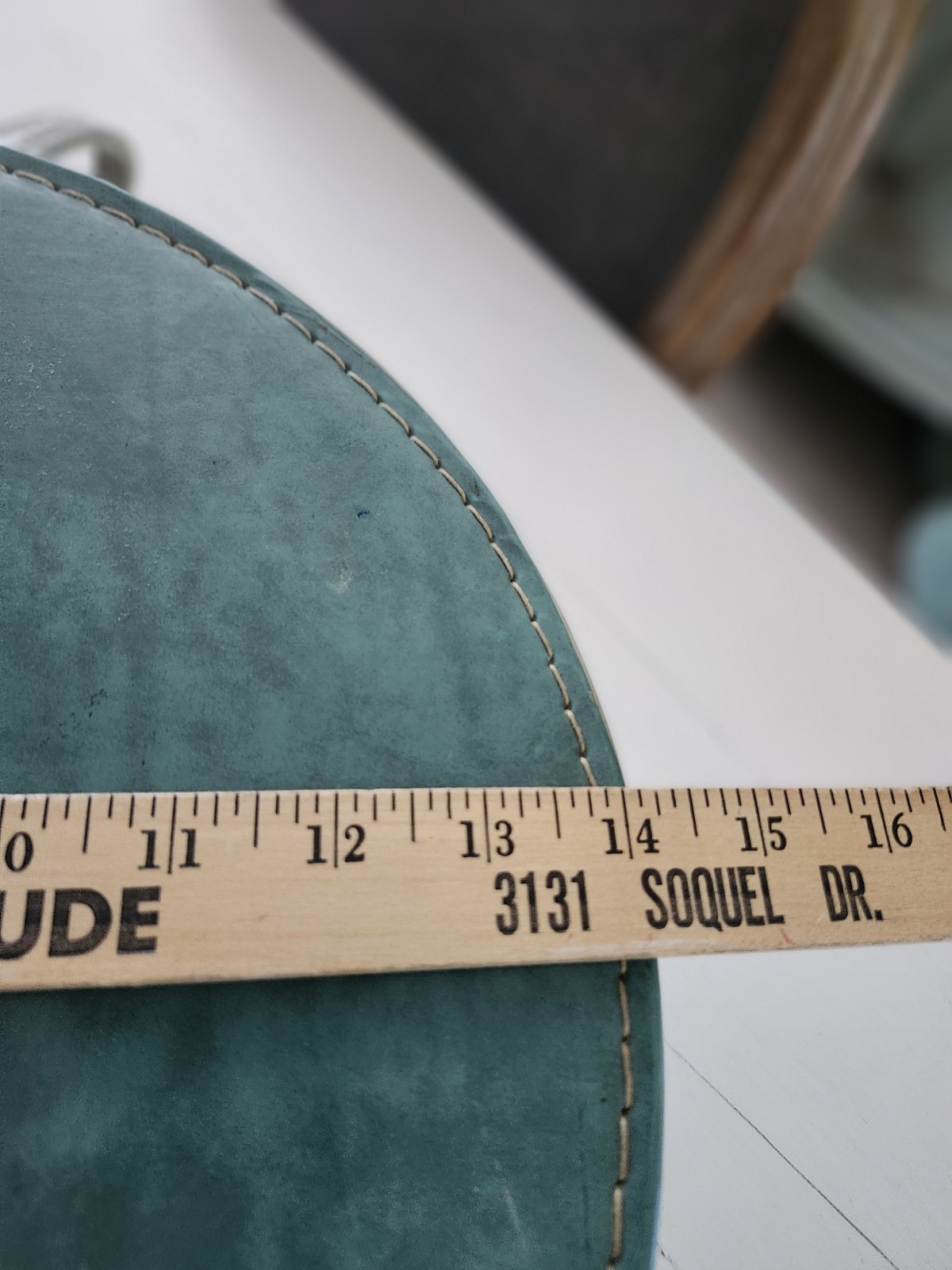 Vintage 1960s Blue Vinyl Round Train Carrying Travel Luggage Suitcase Hat Box