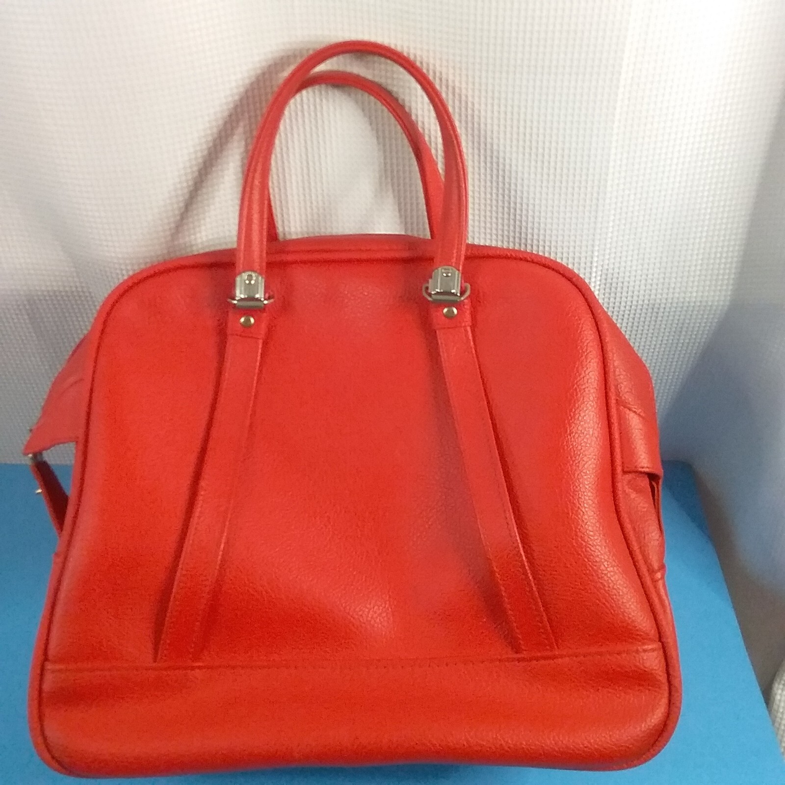 VINTAGE American Tourister Suitcase Soft Side Lockable Red Travel Carry On