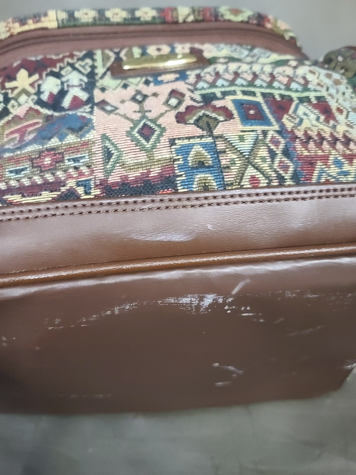 VTG American Tourister Tapestry Makeup Carry Bag Mirror Pockets Adjustable Strap