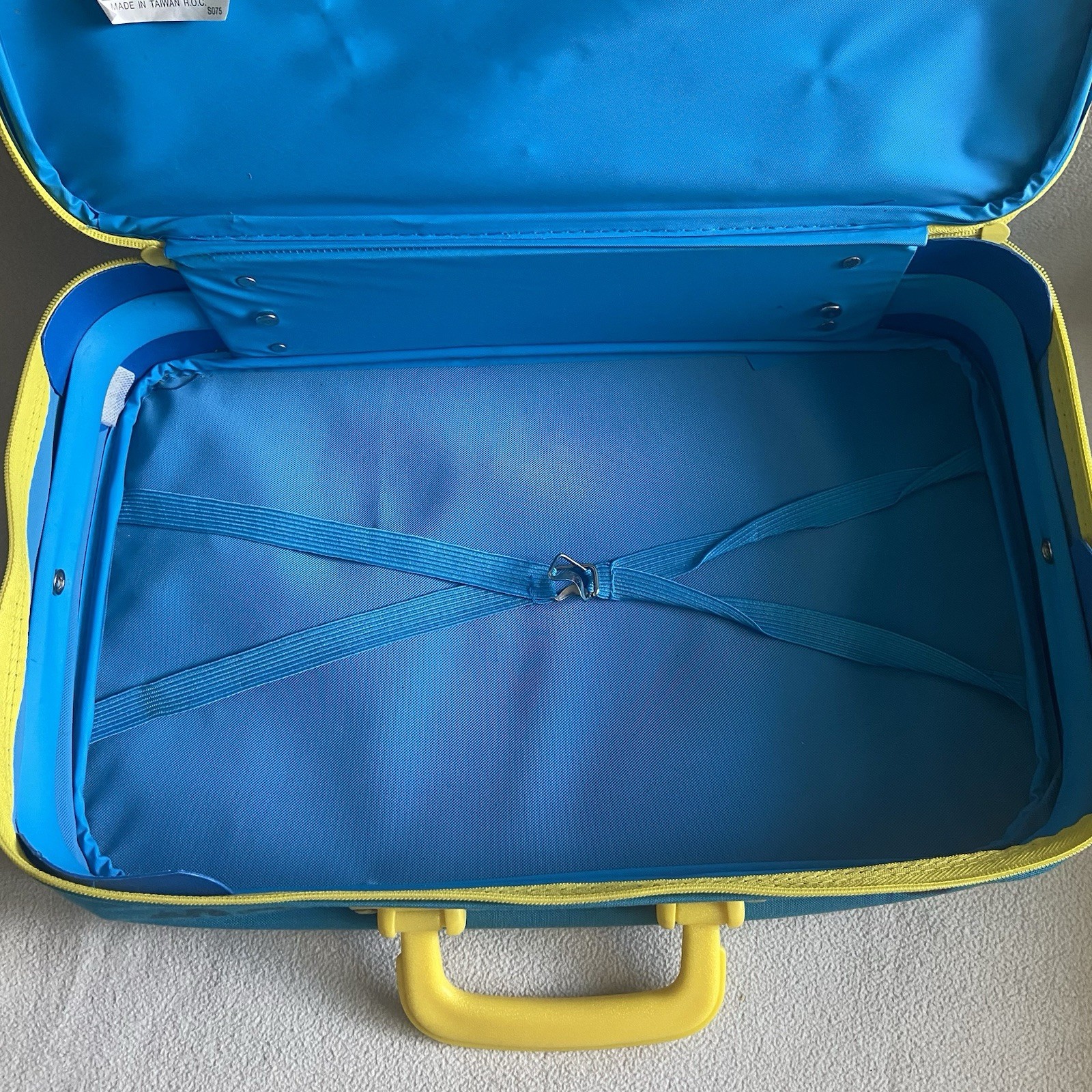 WWF Ultimate Warrior Vintage Canvas Kids Suitcase Luggage Blue Yellow 1991