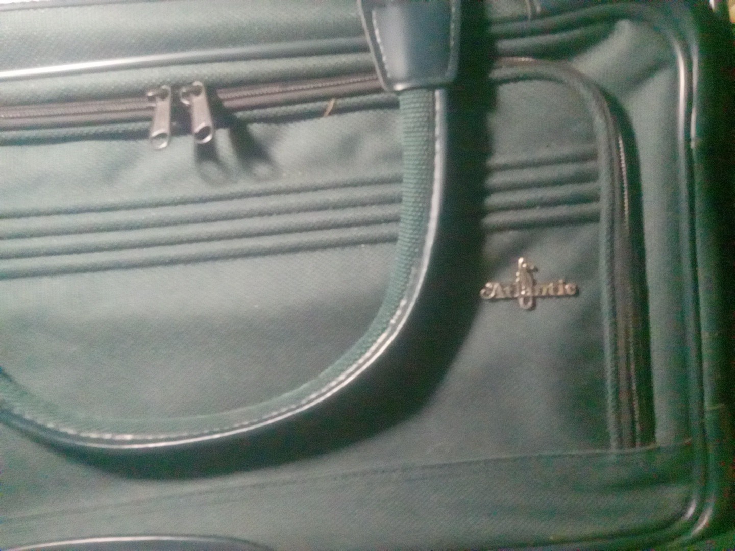 Atlantic Business CarryOn Laptop Overnight Bag Dark Green XL 21×14″ 4 Compartmnt