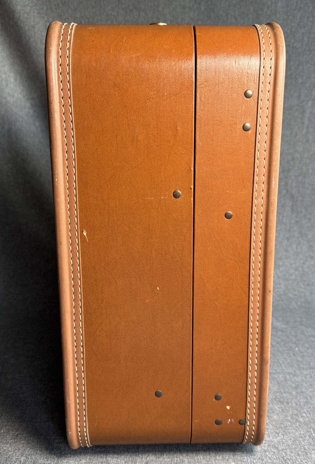 Vintage TRAVELJOY Suitcase Wardrobe Hangers Camel Brown 2 Keys 21x18x8.5” EXC!