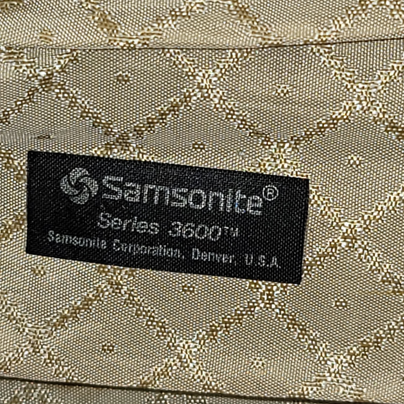 Vtg Samsonite Sentry II Traveller Burgundy Hard Shell Suitcase Keys 23 X 17 X 7