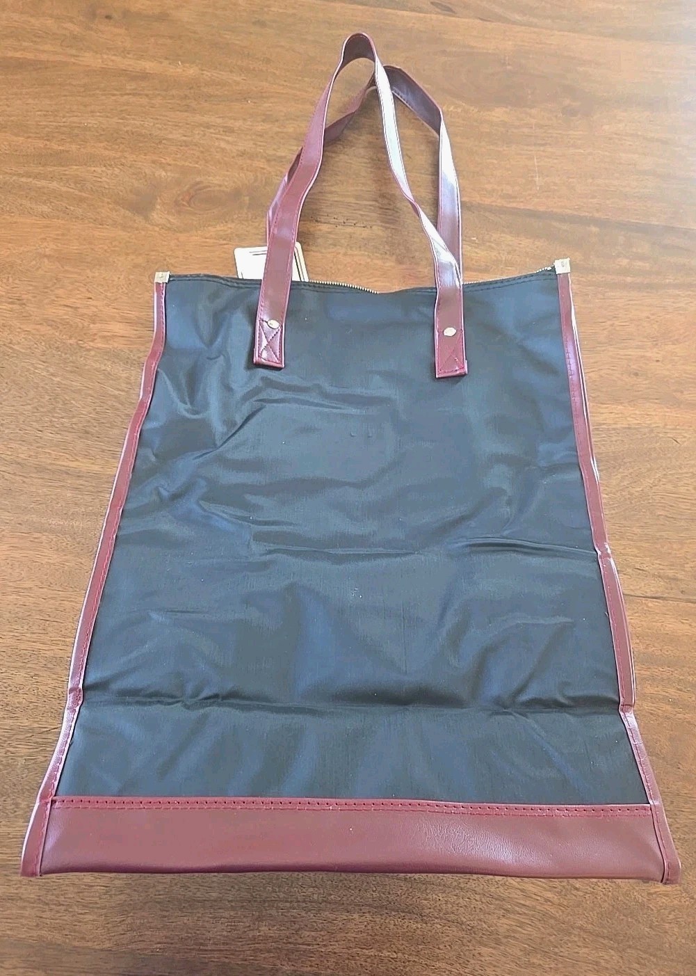 VTG Skyway Luggage Co #9217 Rolling Shoulder Bag Zip Top Black/Maroon NWT Rare