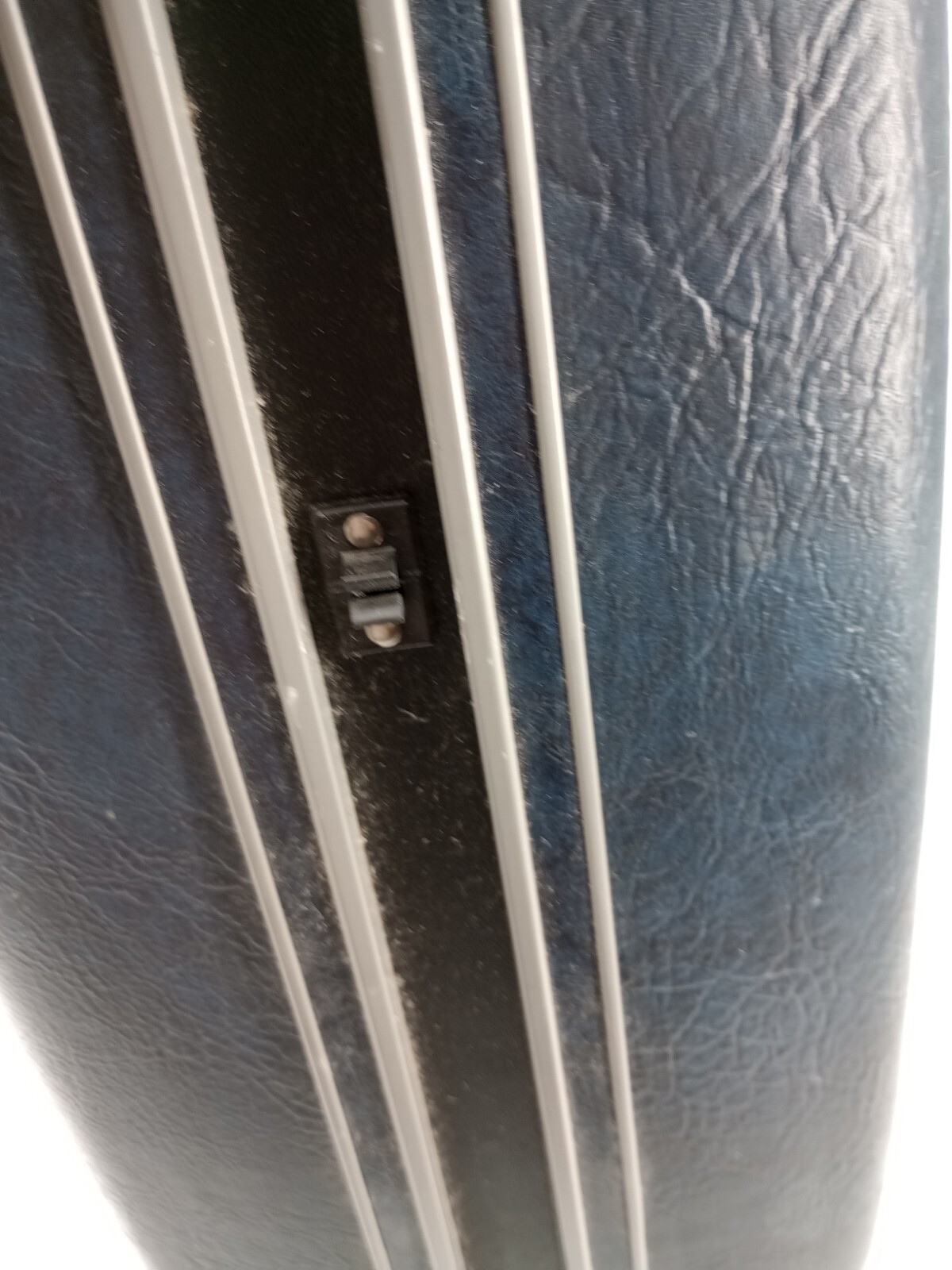 Vtg Rolling Navy Blue Samsonite 1987 Carry Pak 12 Hard Suitcase No Key. Read Plz